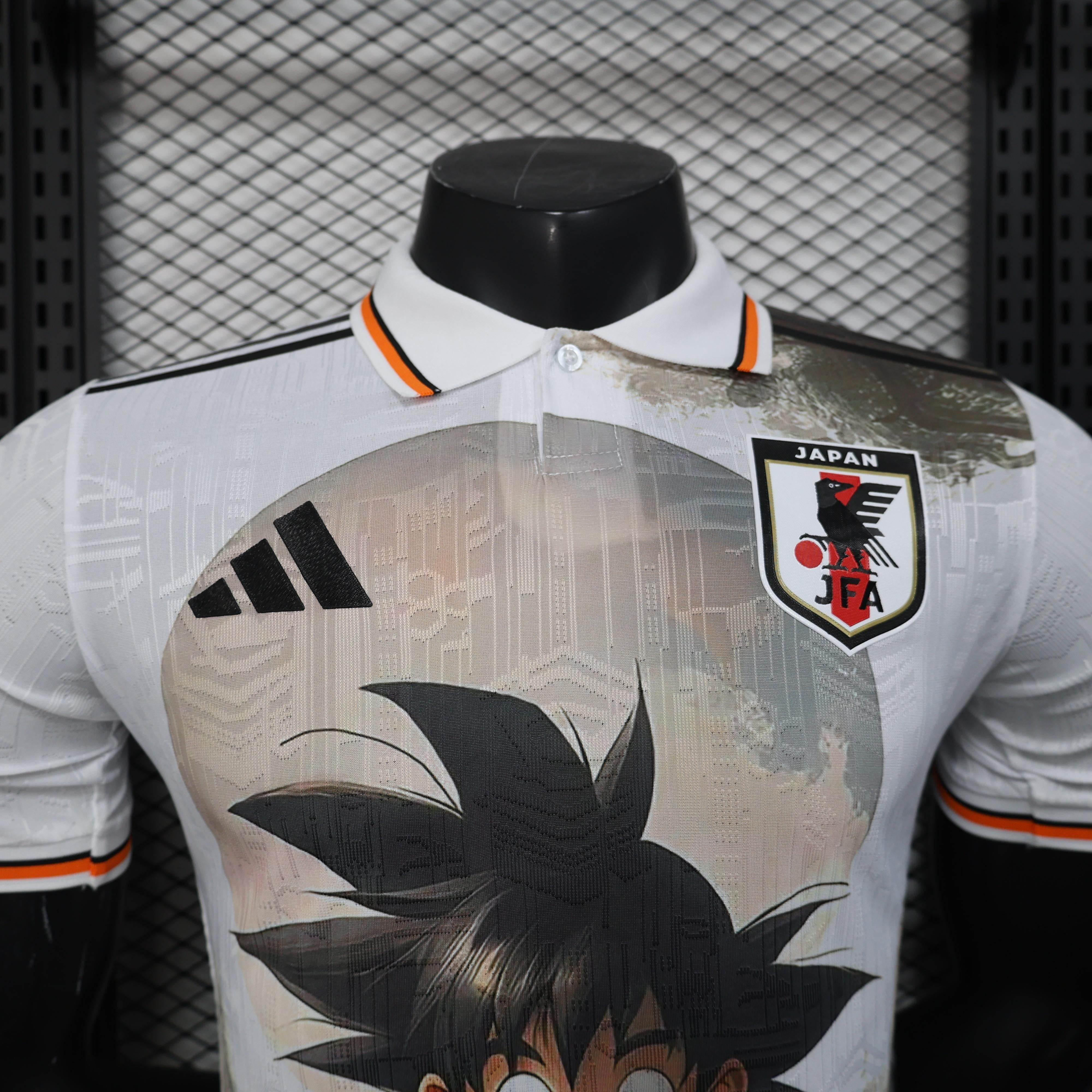 CAMISETA JAPÓN ESPECIAL GOKU l 25/26 HOMBRE (VERSIÓN JUGADOR) - ZonaCamisetas