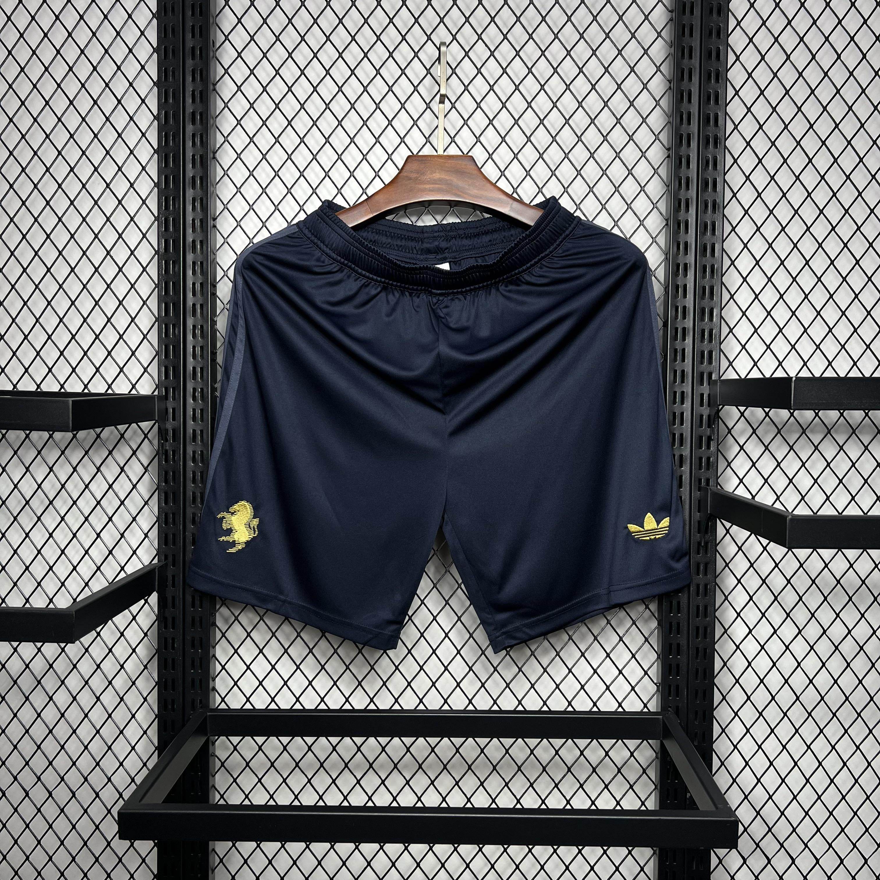 JUVENTUS SHORT Il 24/25 - ZonaCamisetas