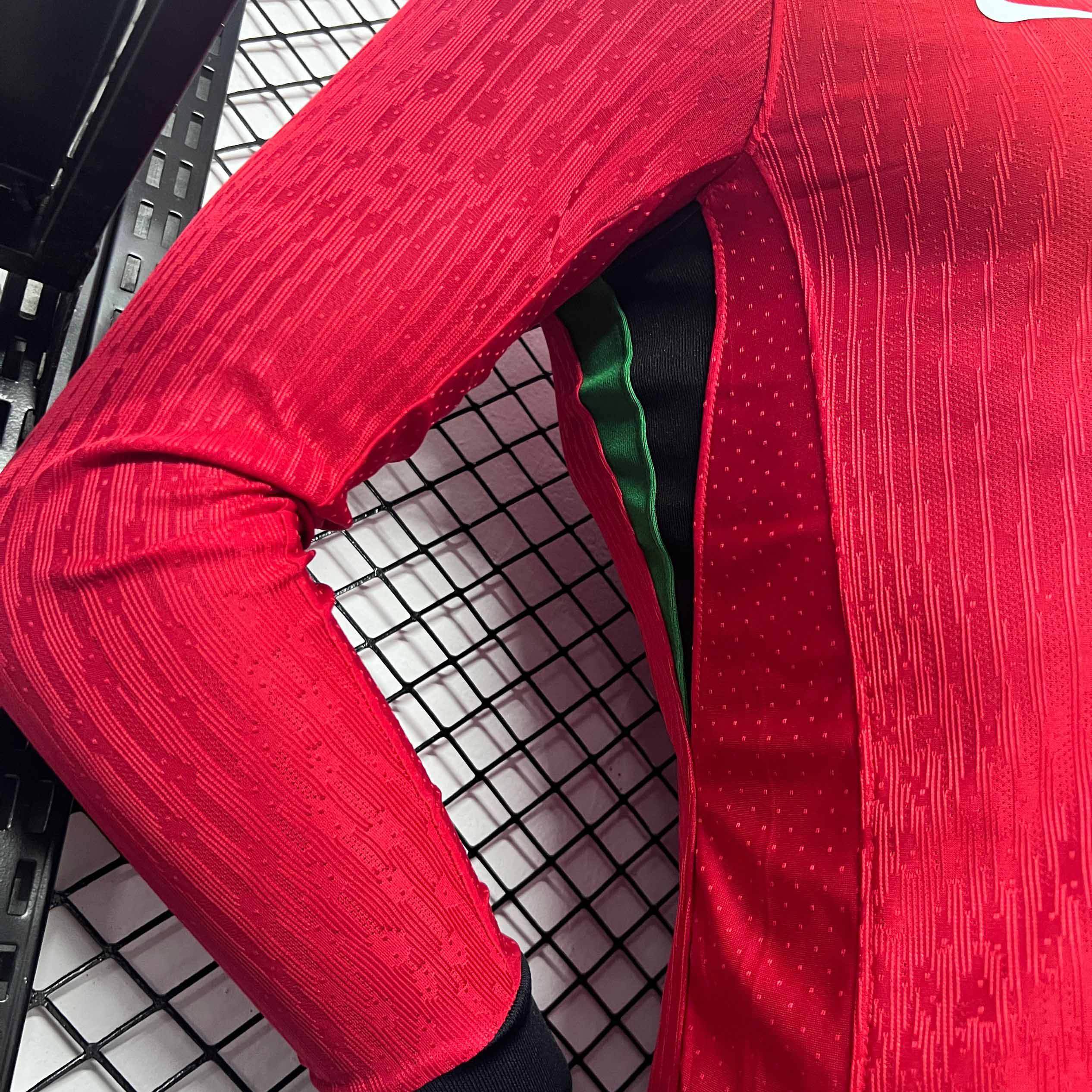 CAMISETA PORTUGAL I EURO 2024 HOMBRE MANGA LARGA (VERSIÓN JUGADOR) - ZonaCamisetas