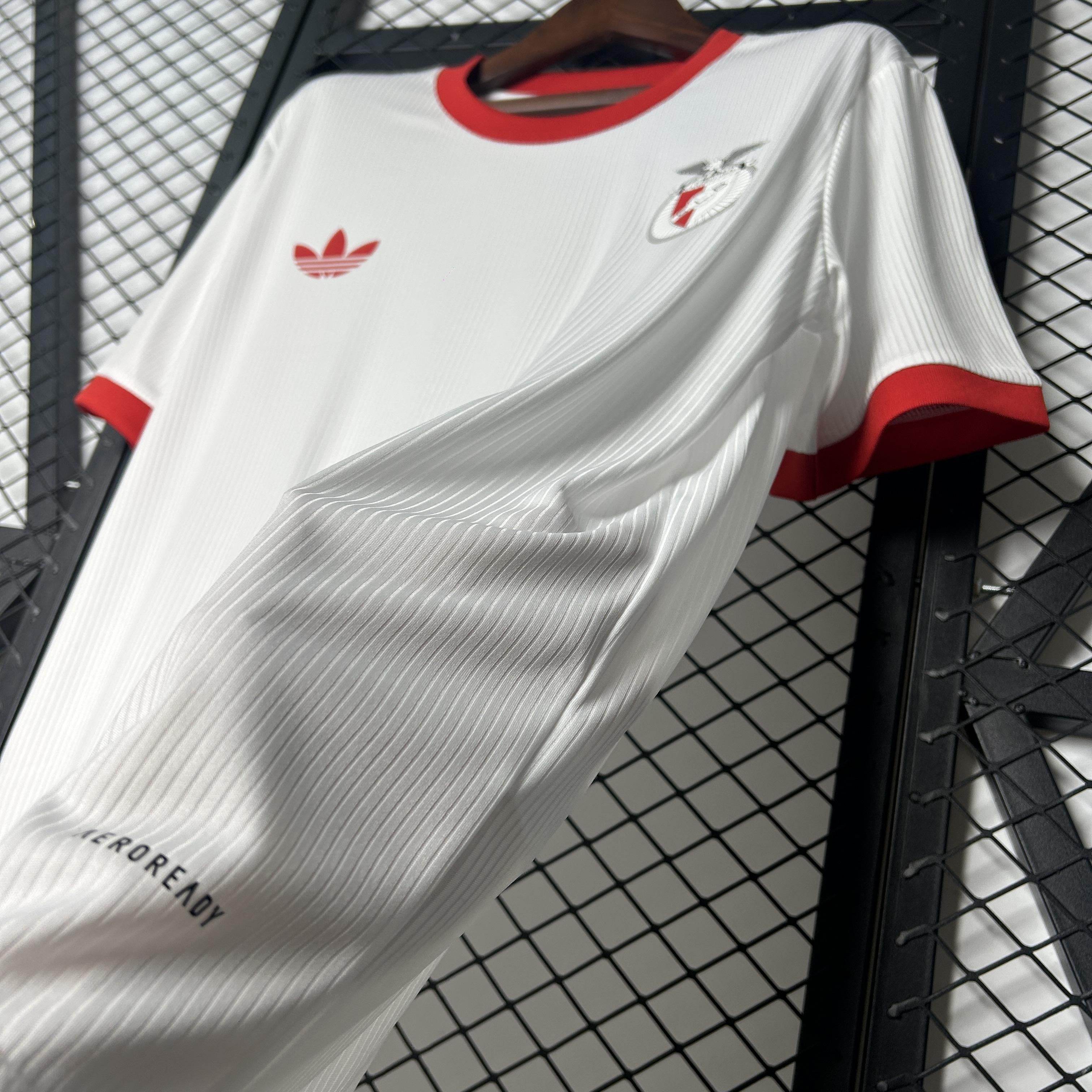 CAMISETA BENFICA ESPECIAL 25/26 HOMBRE (VERSIÓN FAN) - ZonaCamisetas