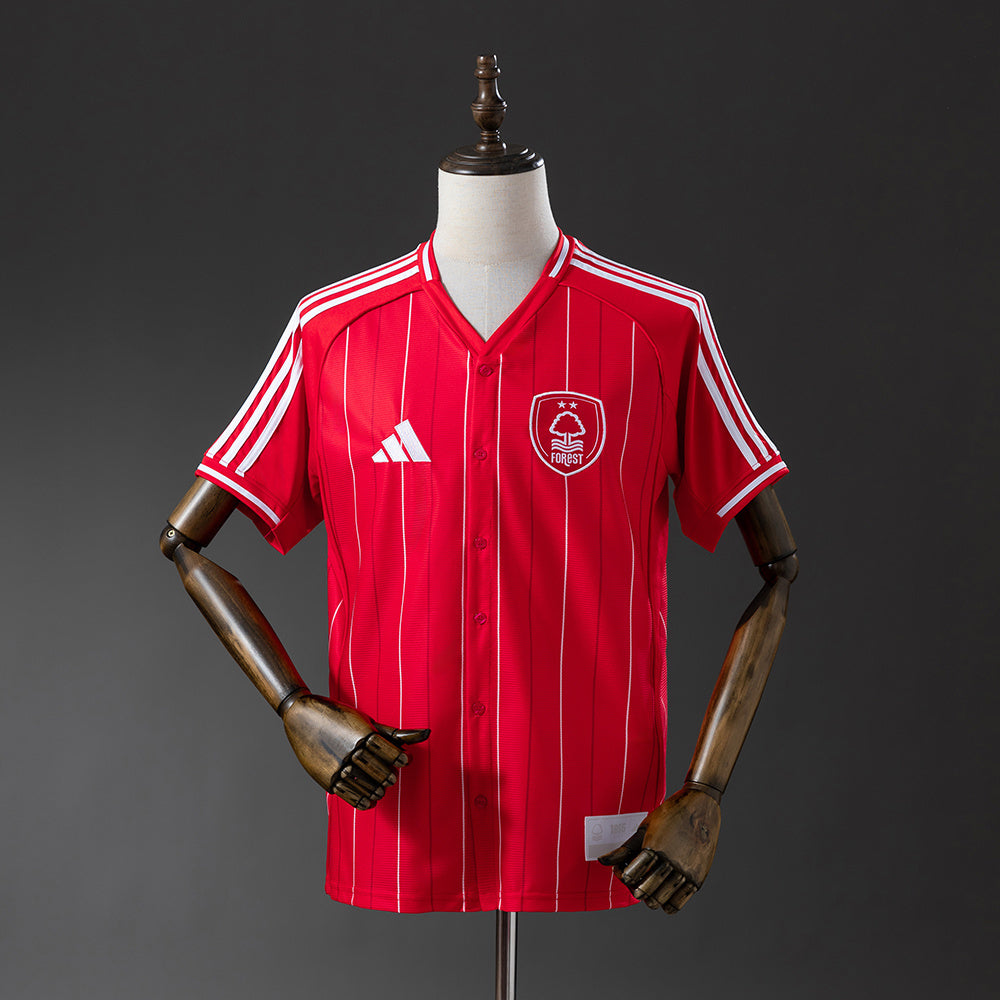 CAMISETA NOTTINGHAM FOREST I EDICIÓN MLB (VERSIÓN FAN)