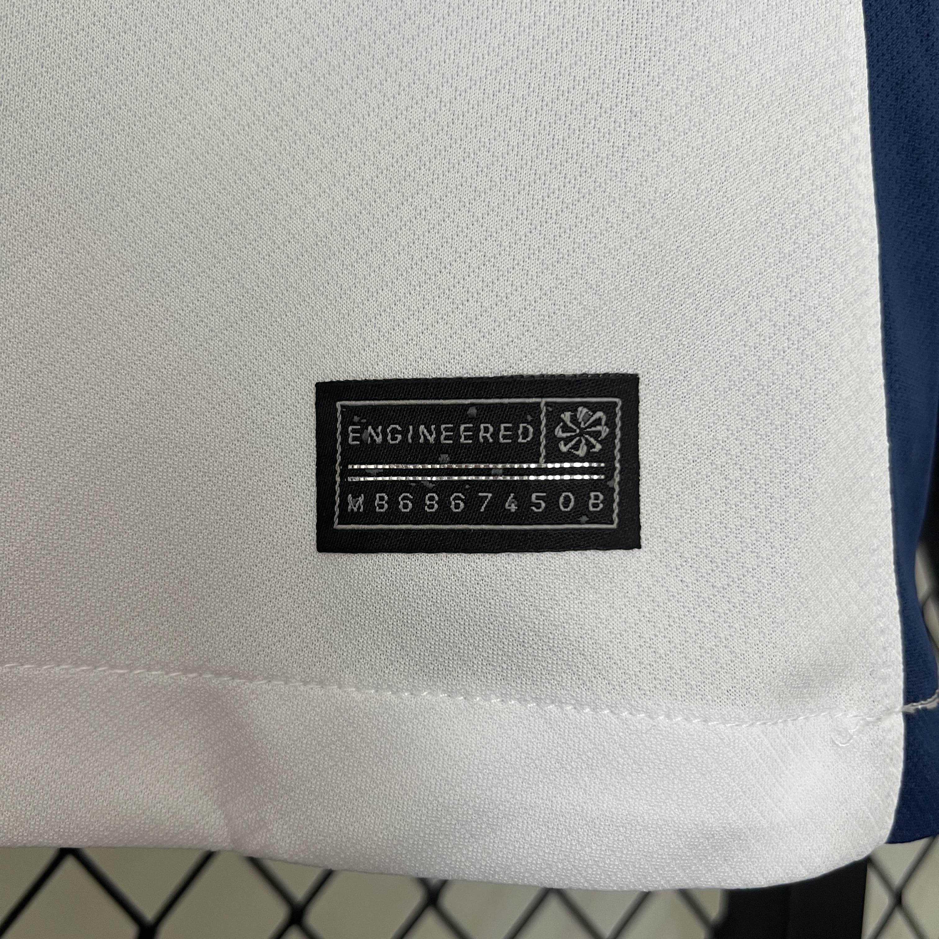 CAMISETA INGLATERRA l EURO 2024 MUJER (VERSIÓN FAN) - ZonaCamisetas