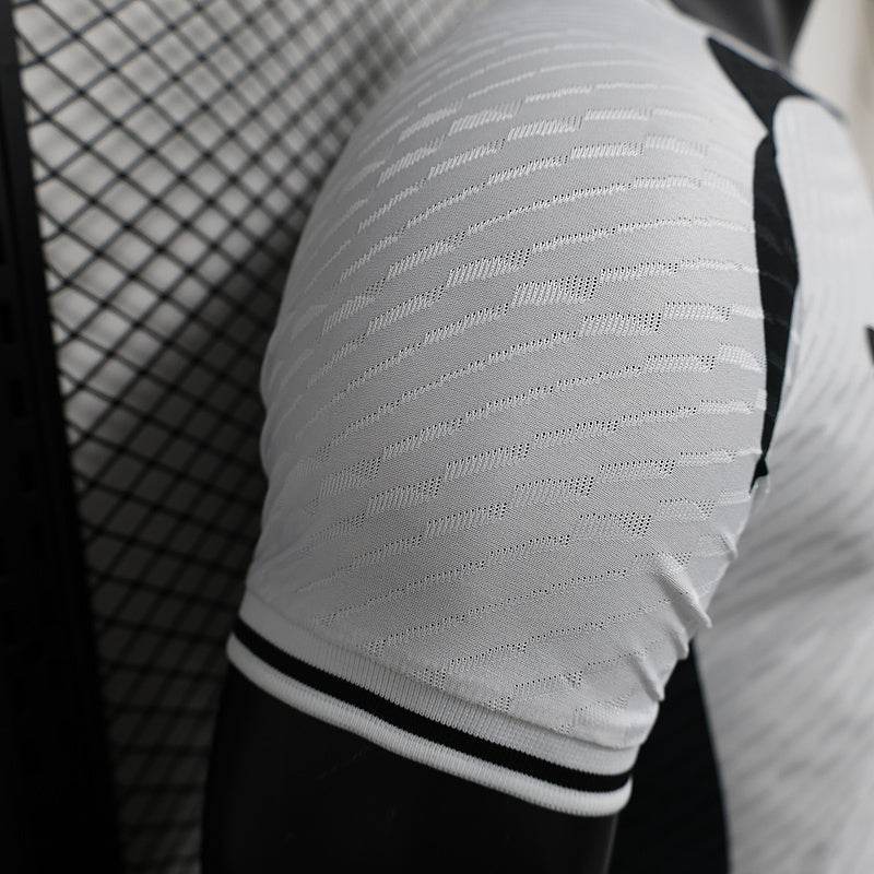 CAMISETA JAPÓN BLACK AND WHITE I 24/25 HOMBRE (VERSIÓN JUGADOR) - ZonaCamisetas