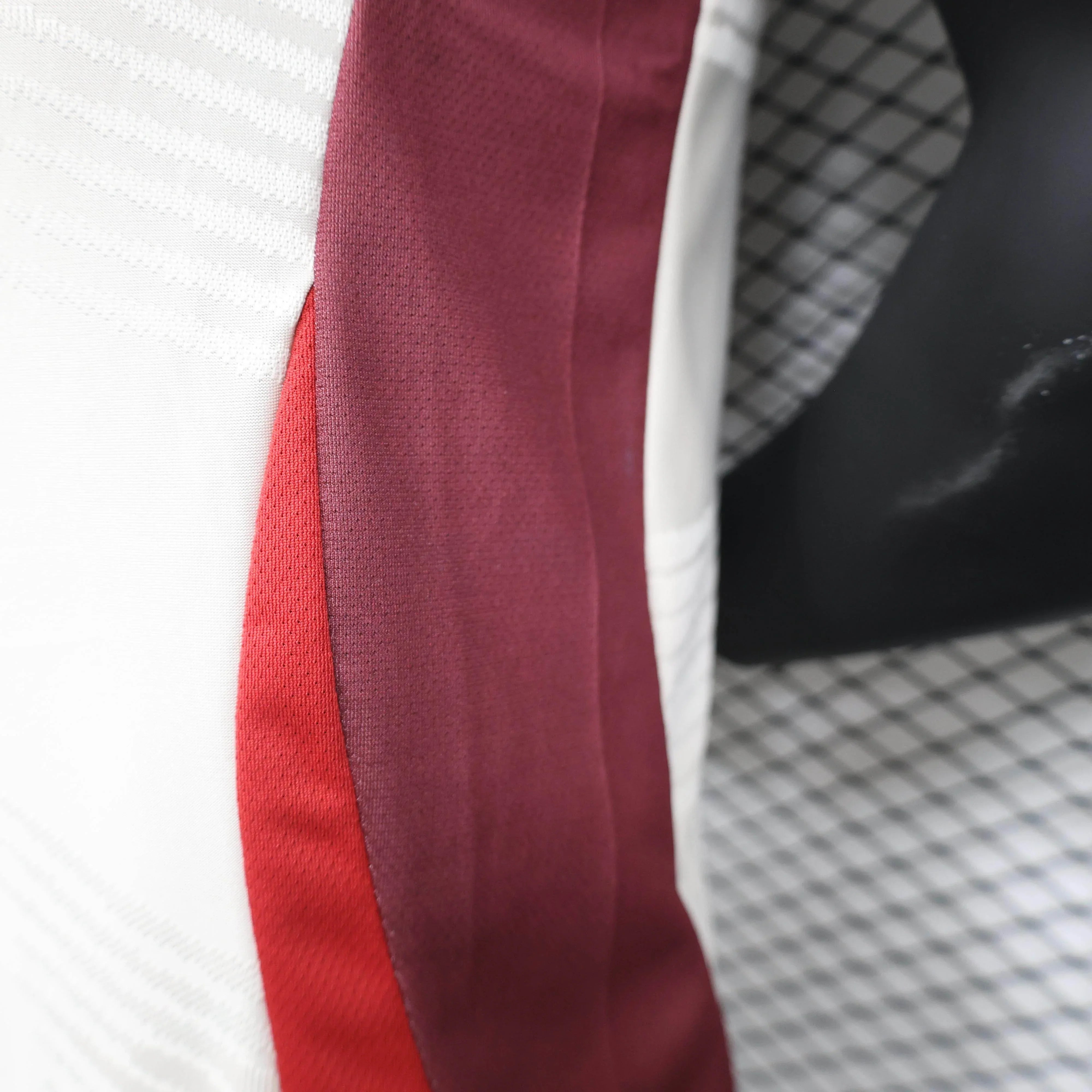 CAMISETA BAYERN DE MUNICH I 24/25 HOMBRE (VERSIÓN JUGADOR) - ZonaCamisetas