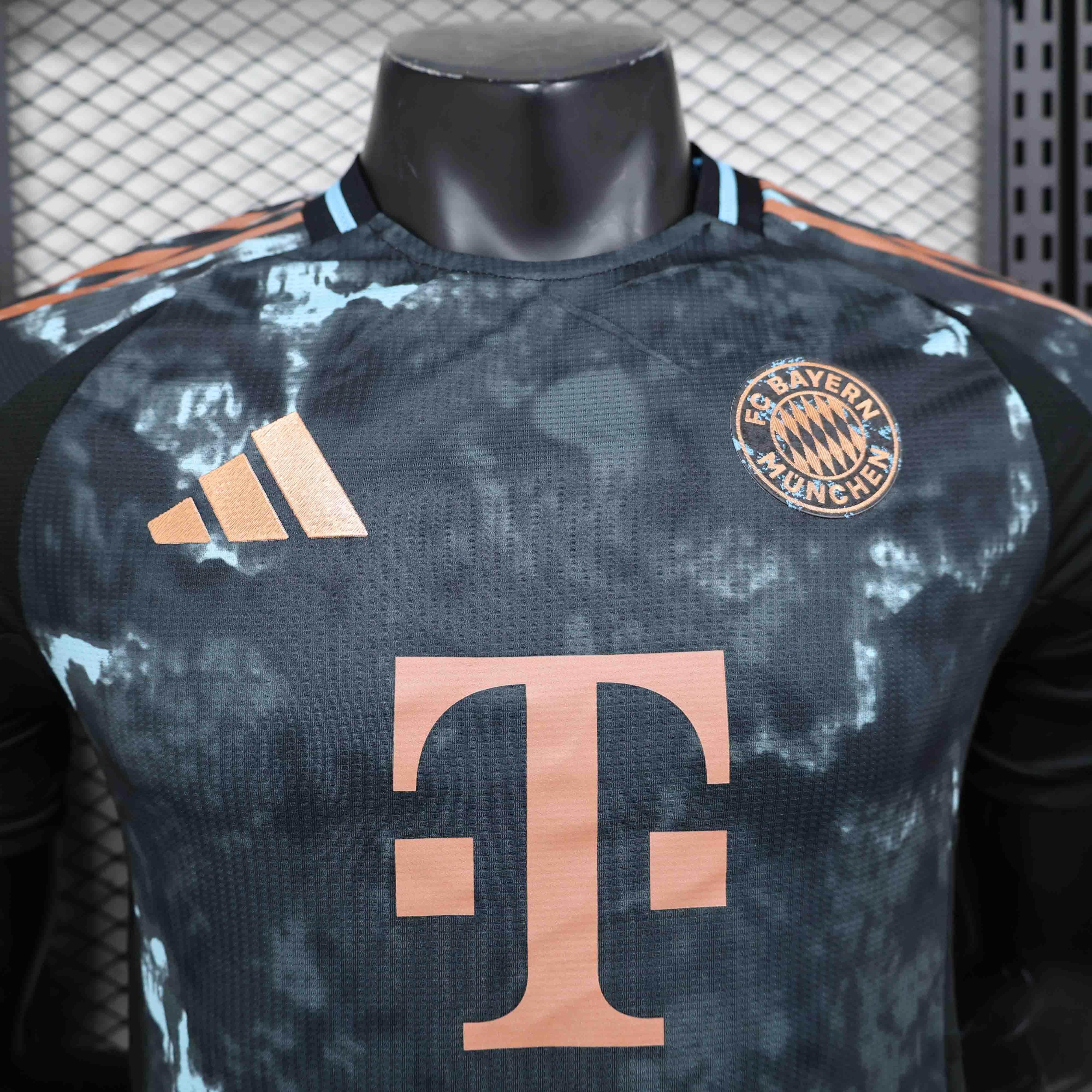 CAMISETA BAYERN DE MUNICH II 24/25 HOMBRE (VERSIÓN JUGADOR) - ZonaCamisetas