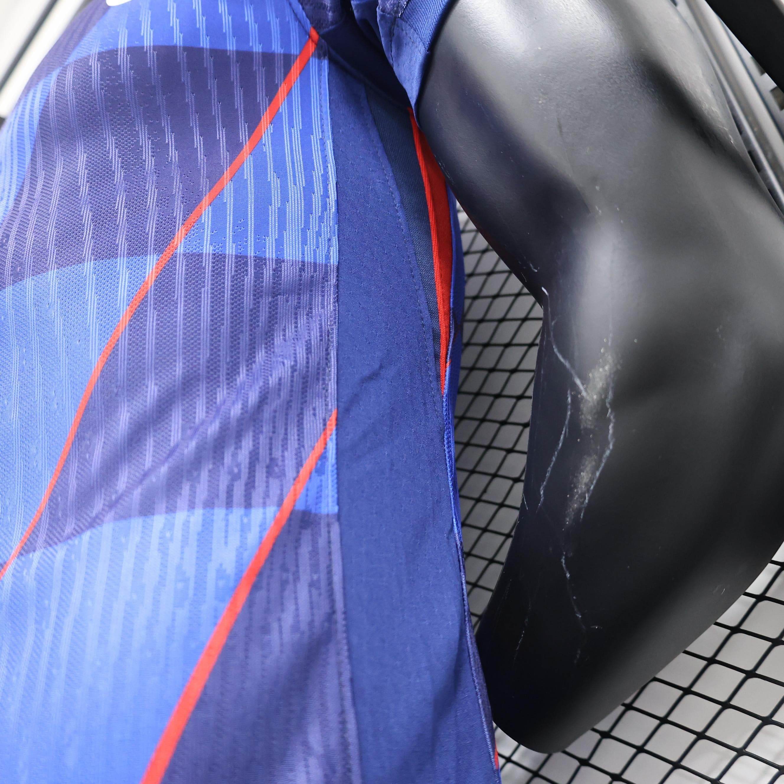 CAMISETA CROACIA Il EURO 2024 HOMBRE (VERSIÓN JUGADOR) - ZonaCamisetas