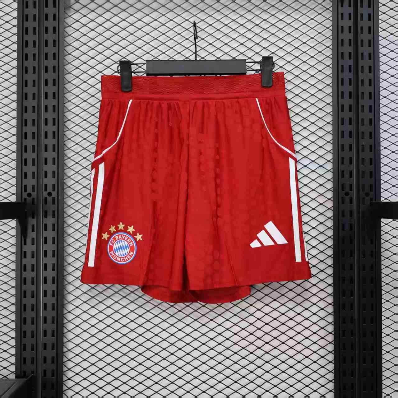 BAYERN MUNICH SHORT I 25/26 - ZonaCamisetas