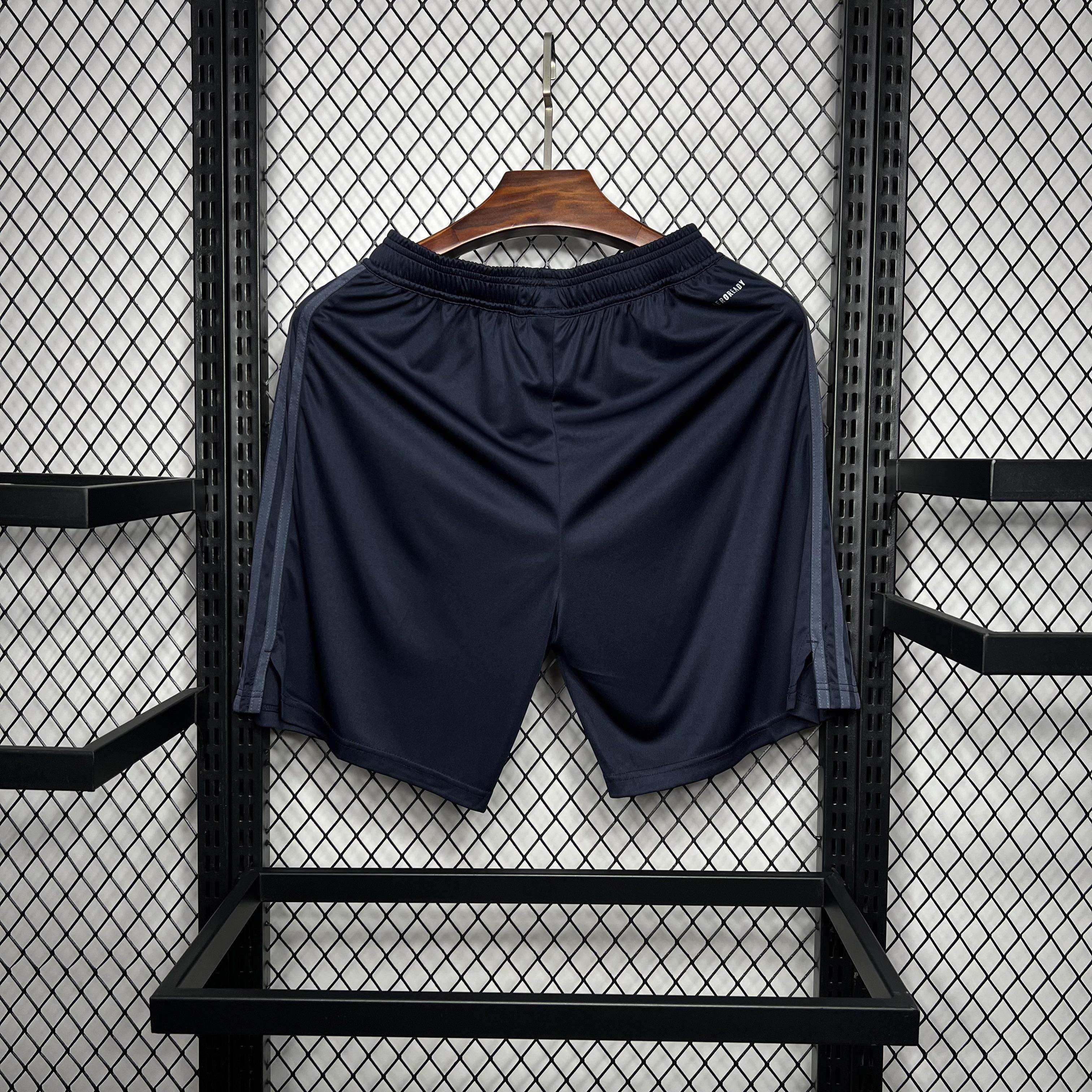 JUVENTUS SHORT Il 24/25 - ZonaCamisetas