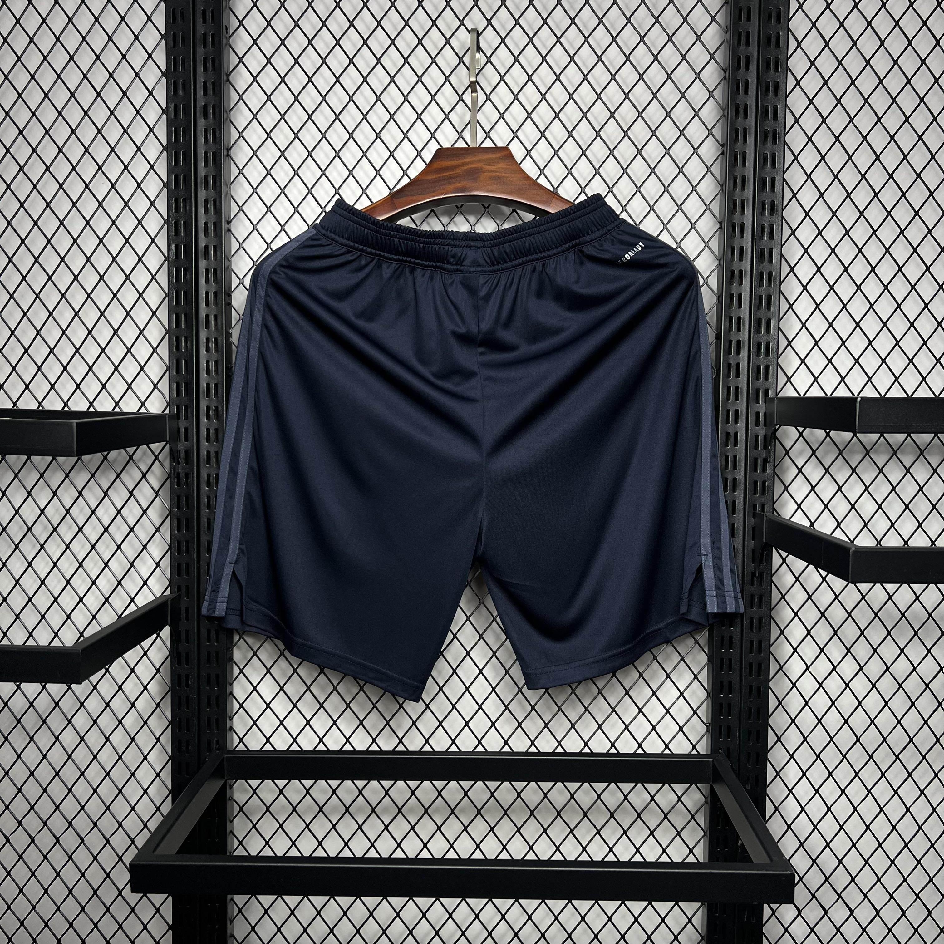 JUVENTUS SHORT Il 24/25 - ZonaCamisetas