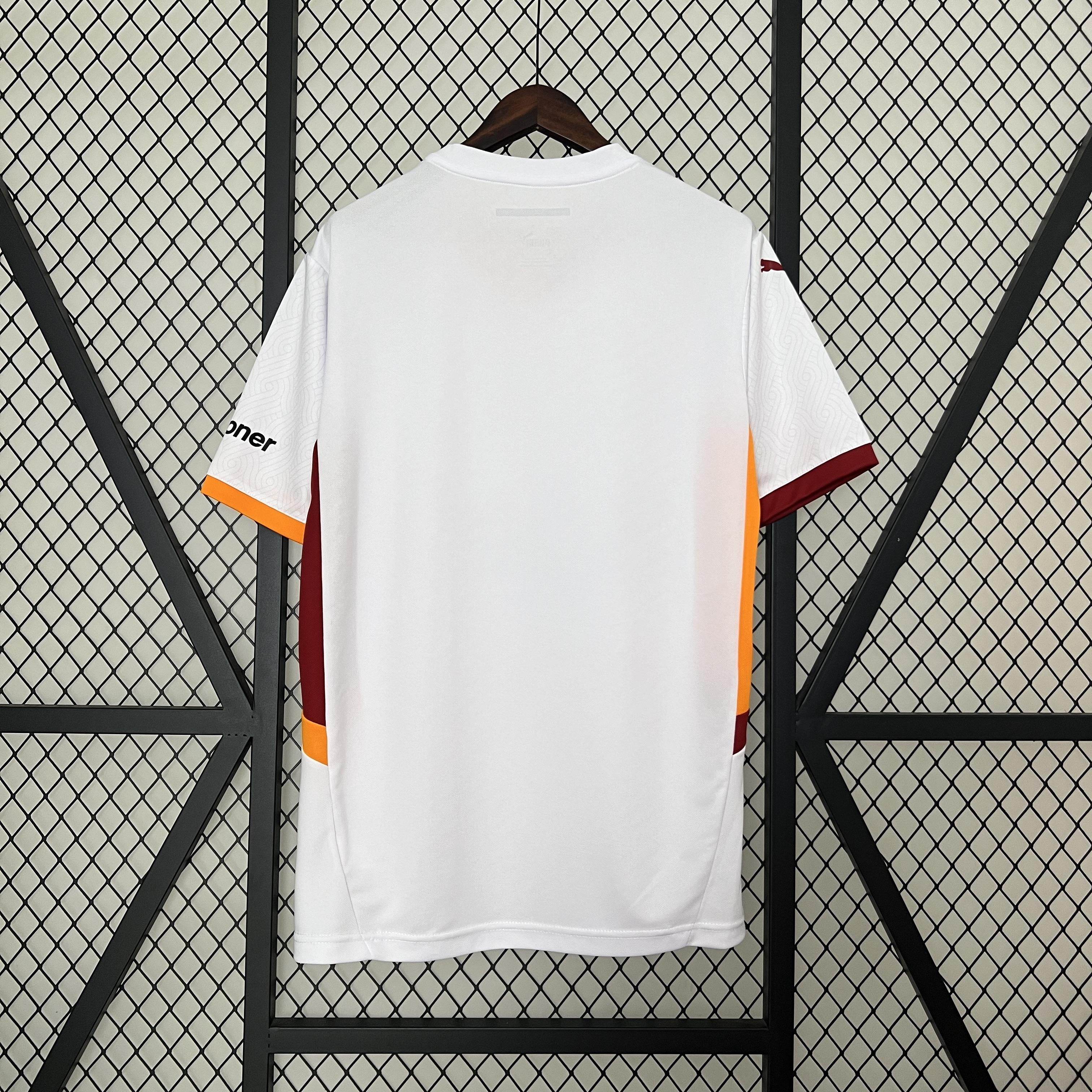 CAMISETA GALATASARAY Il 24/25 HOMBRE (VERSIÓN FAN) - ZonaCamisetas
