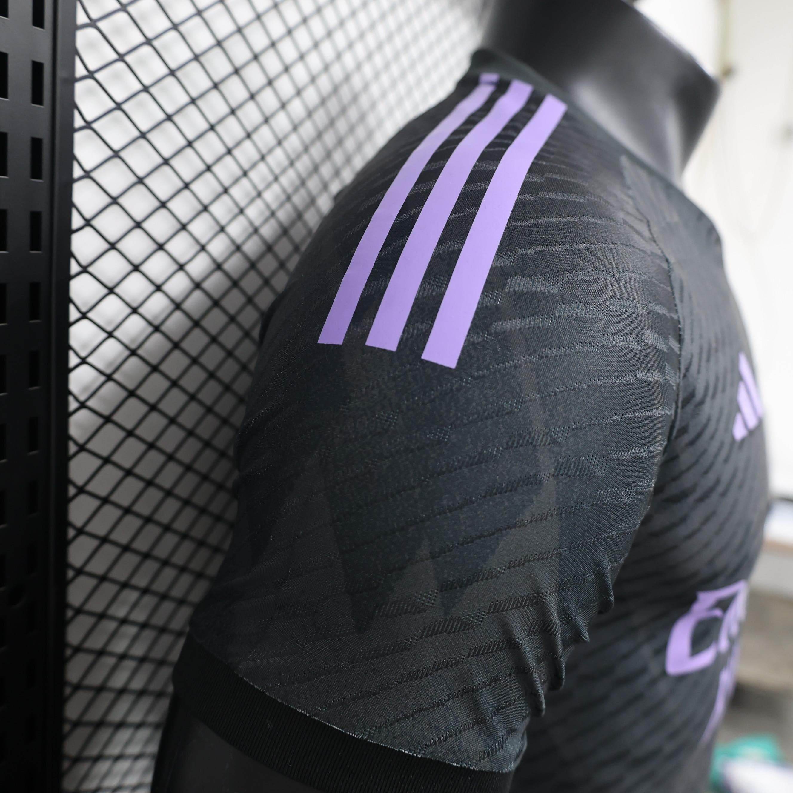 CAMISETA REAL MADRID EDICION ESPECIAL 24/25 HOMBRE (VERSION JUGADOR) - ZonaCamisetas
