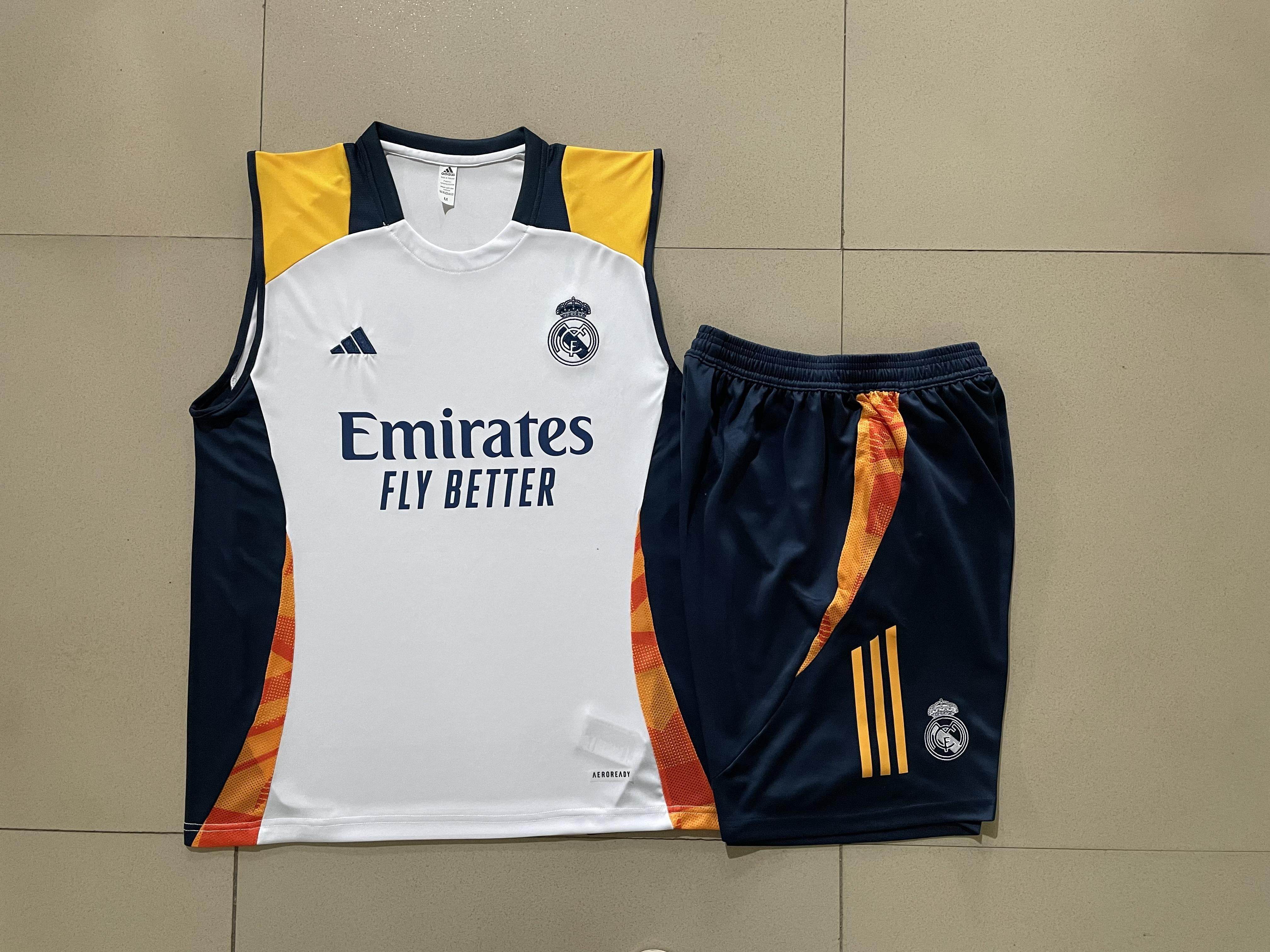 CONJUNTO SIN MANGAS REAL MADRID ENTRENAMIENTO 24/25 HOMBRE - ZonaCamisetas