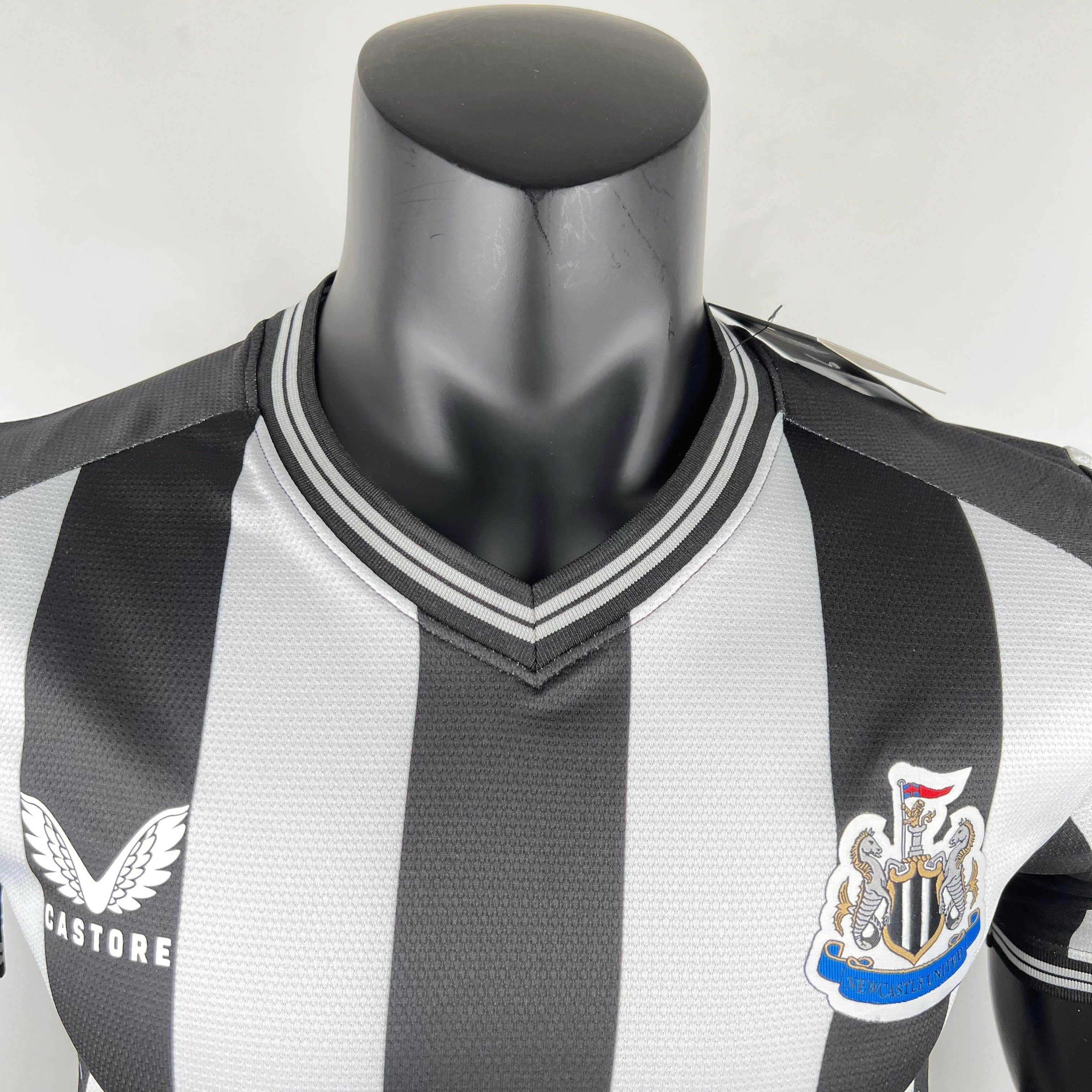 CAMISETA NEWCASTLE l 23/24 HOMBRE (VERSIÓN JUGADOR) - ZonaCamisetas