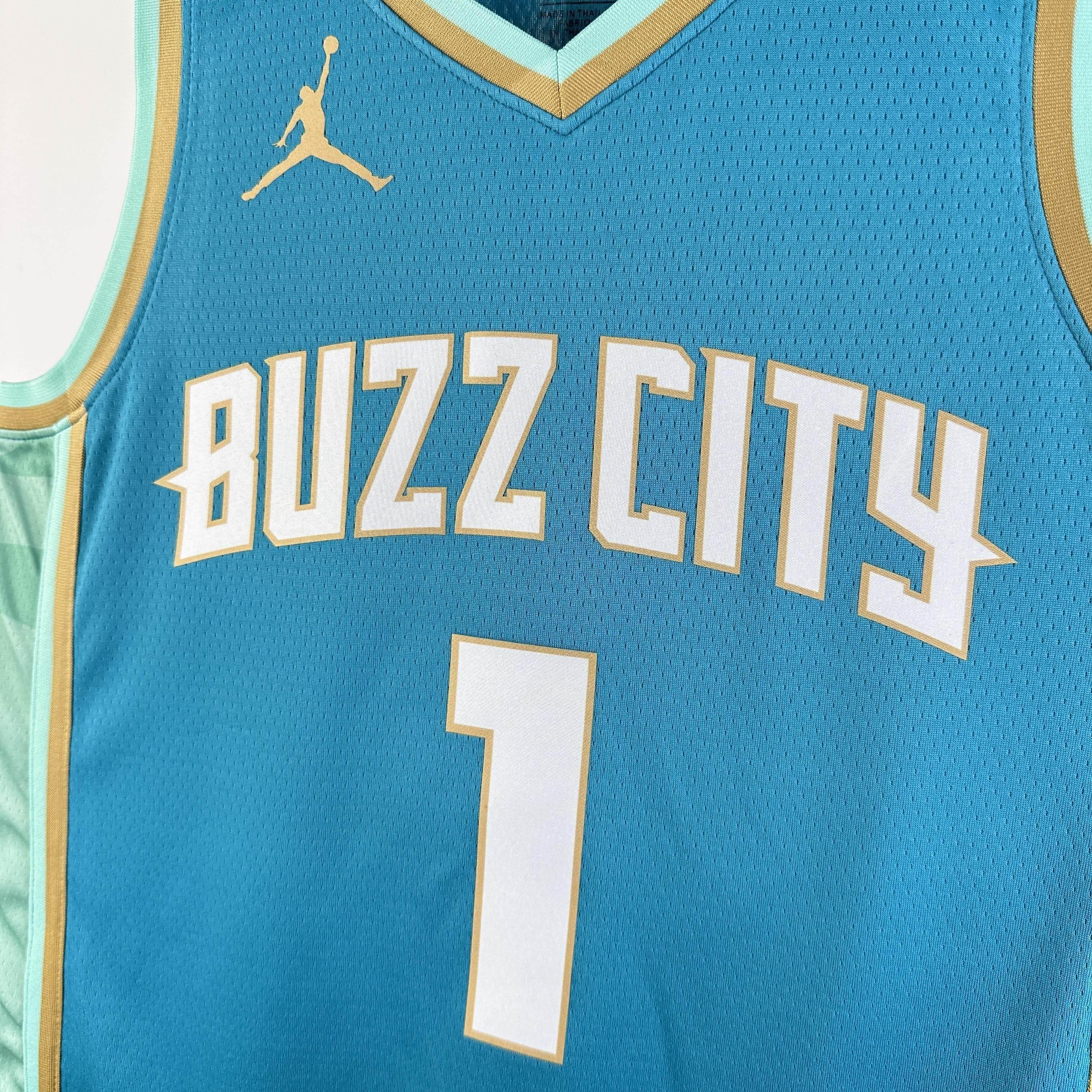 CAMISETA HORNETS SEASON 24 HOMBRE EDICIÓN BALL (NBA) - ZonaCamisetas