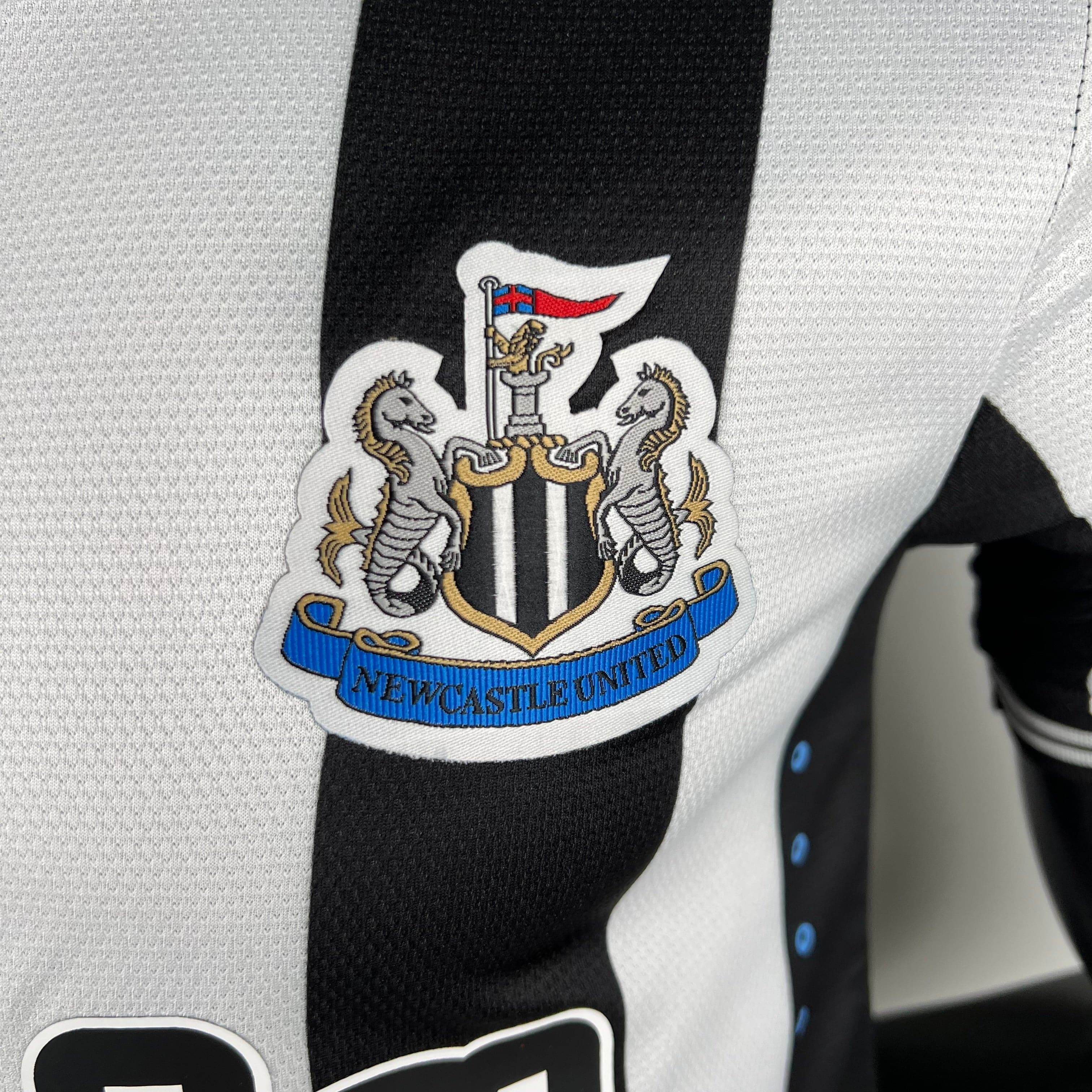 CAMISETA NEWCASTLE l 23/24 HOMBRE (VERSIÓN JUGADOR) - ZonaCamisetas