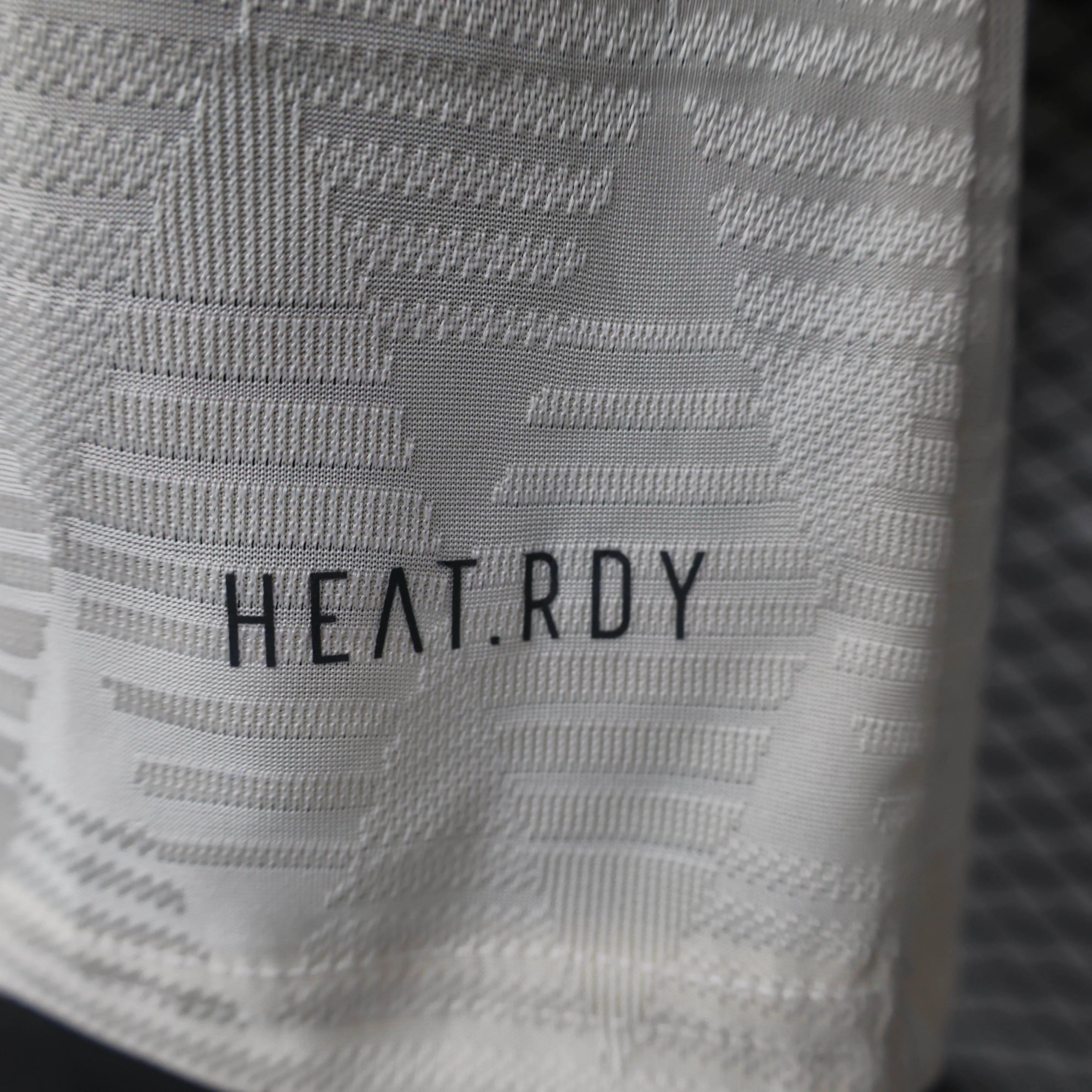 CAMISETA BAYERN DE MUNICH ll 24/25 HOMBRE (VERSIÓN JUGADOR) - ZonaCamisetas