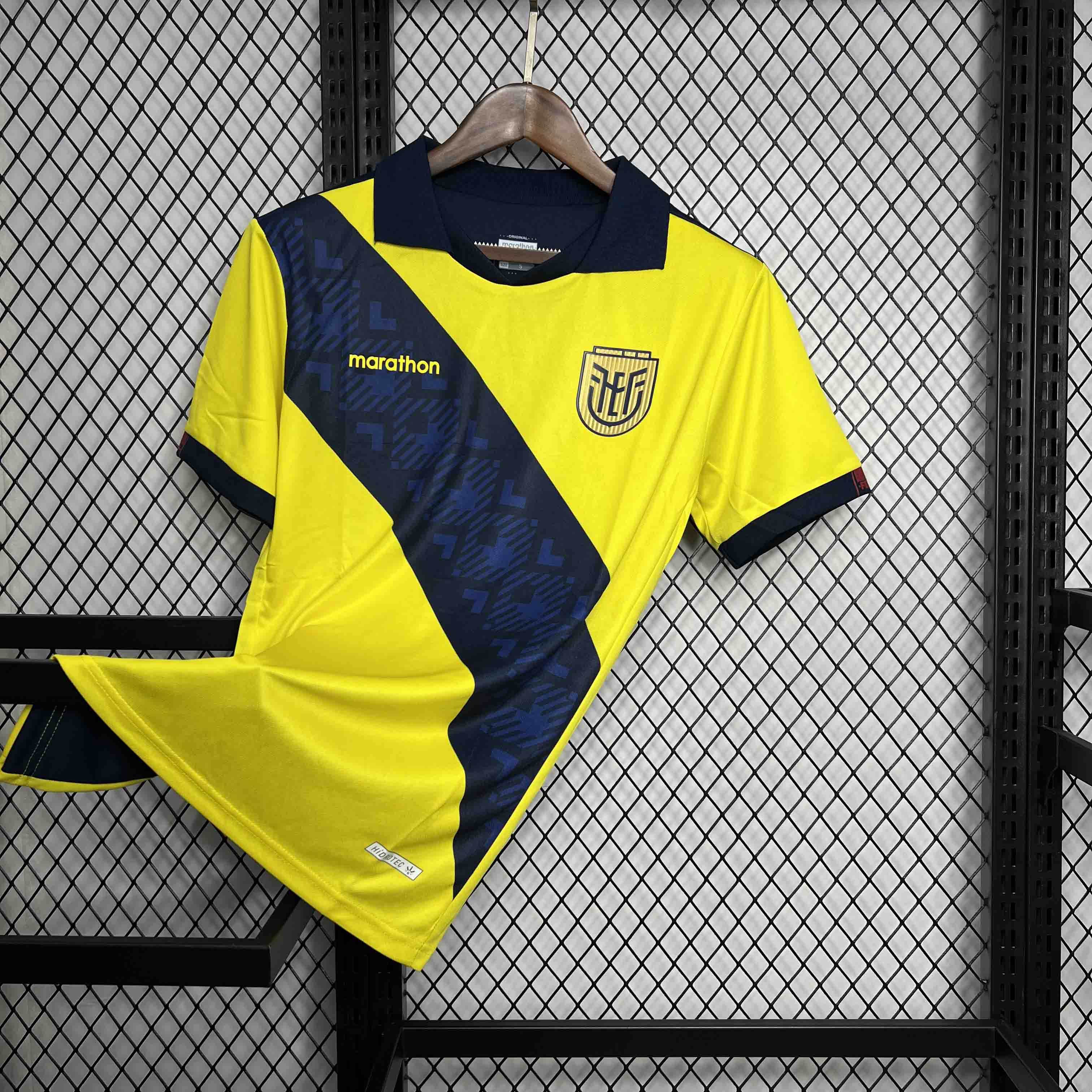 CAMISETA ECUADOR I 2024 HOMBRE (VERSIÓN FAN) - ZonaCamisetas
