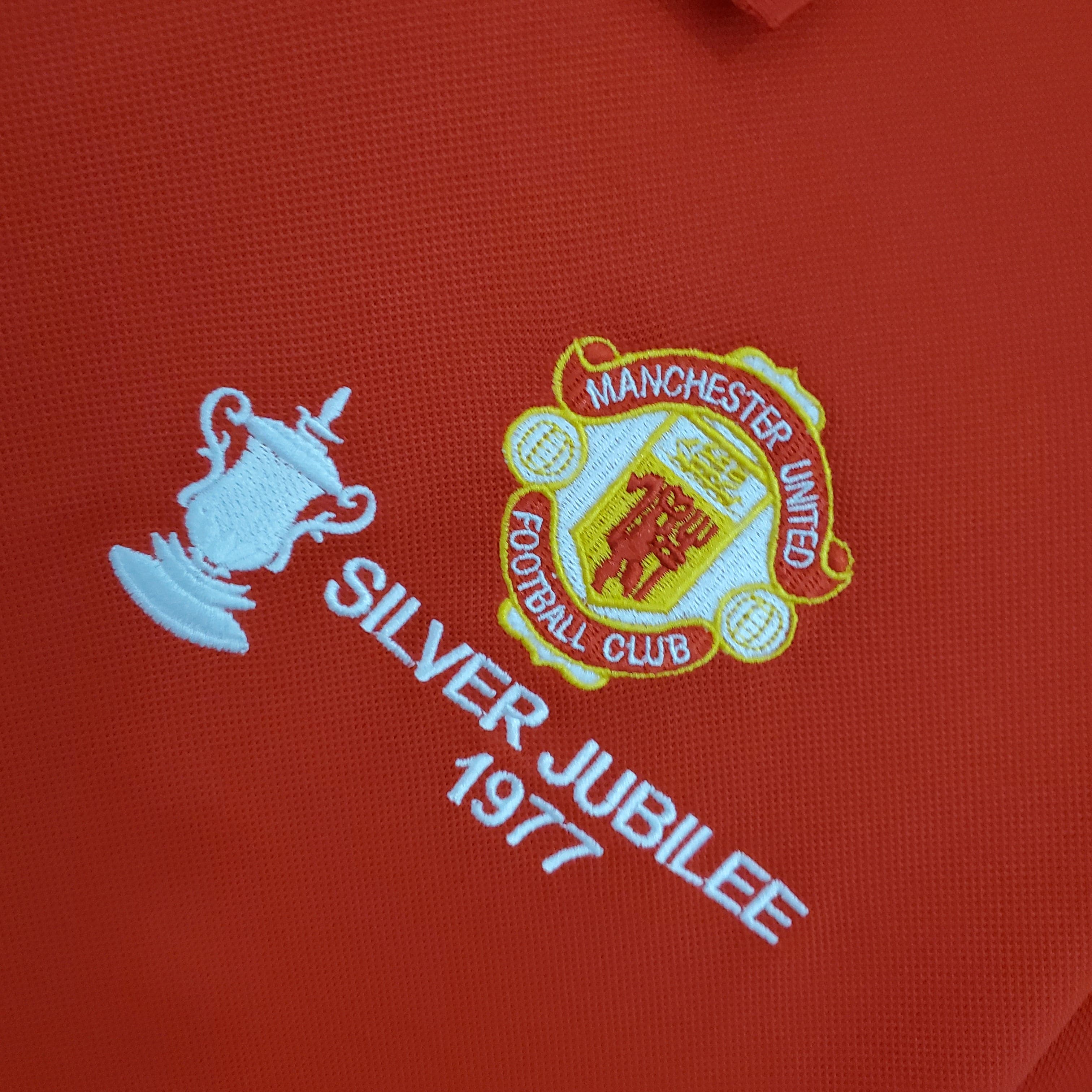 CAMISETA MANCHESTER UNITED I 1977 HOMBRE (RETRO)