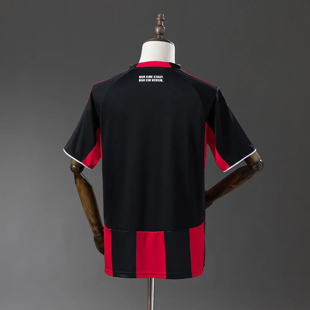CAMISETA FRANKFURT I 25/26 HOMBRE (VERSIÓN FAN) - ZonaCamisetas