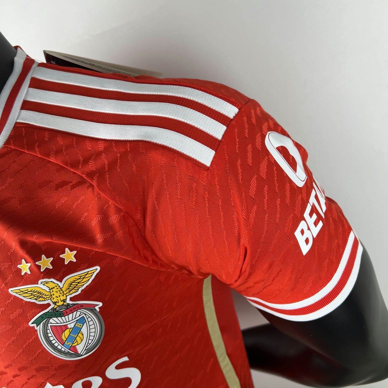 CAMISETA BENFICA I 23/24 HOMBRE (VERSIÓN JUGADOR) - ZonaCamisetas