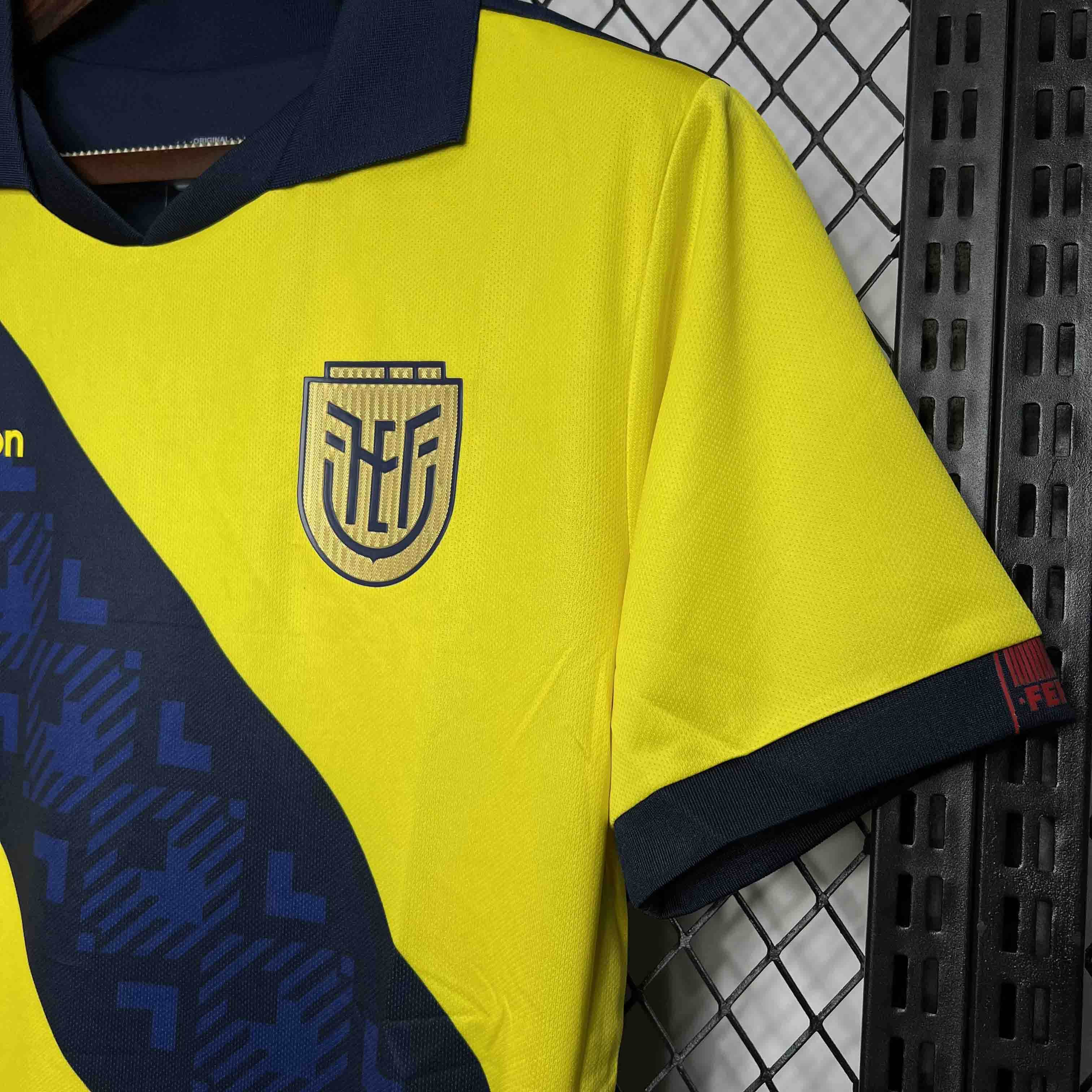 CAMISETA ECUADOR I 2024 HOMBRE (VERSIÓN FAN) - ZonaCamisetas