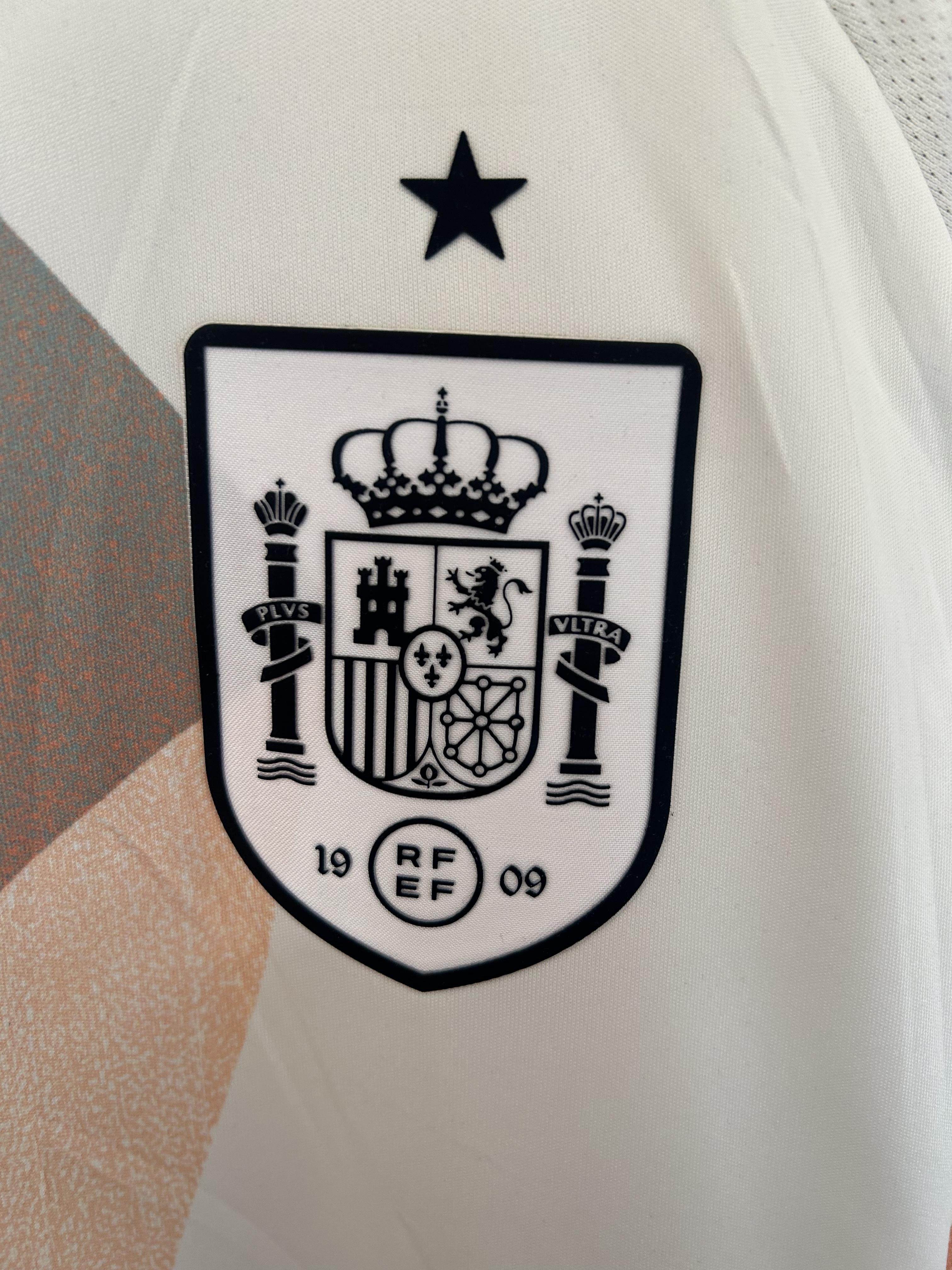CAMISETA ESPAÑA Il 25/26 HOMBRE (VERSIÓN FAN) - ZonaCamisetas