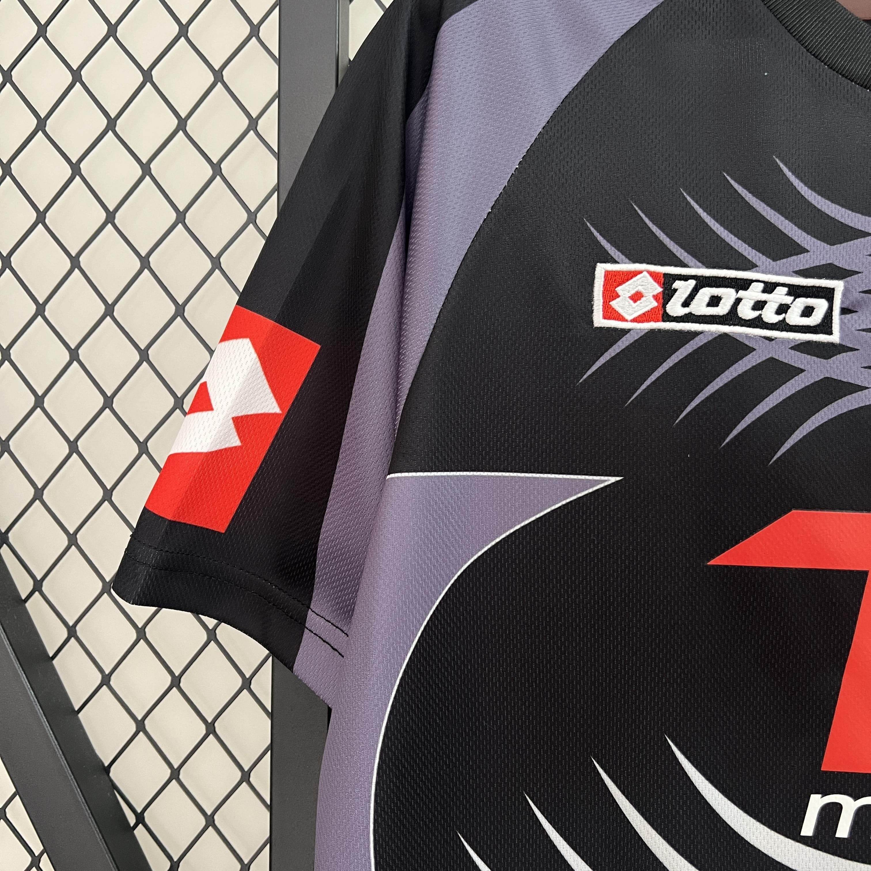 CAMISETA JUVENTUS PORTERO I 01/02 HOMBRE (RETRO) - ZonaCamisetas