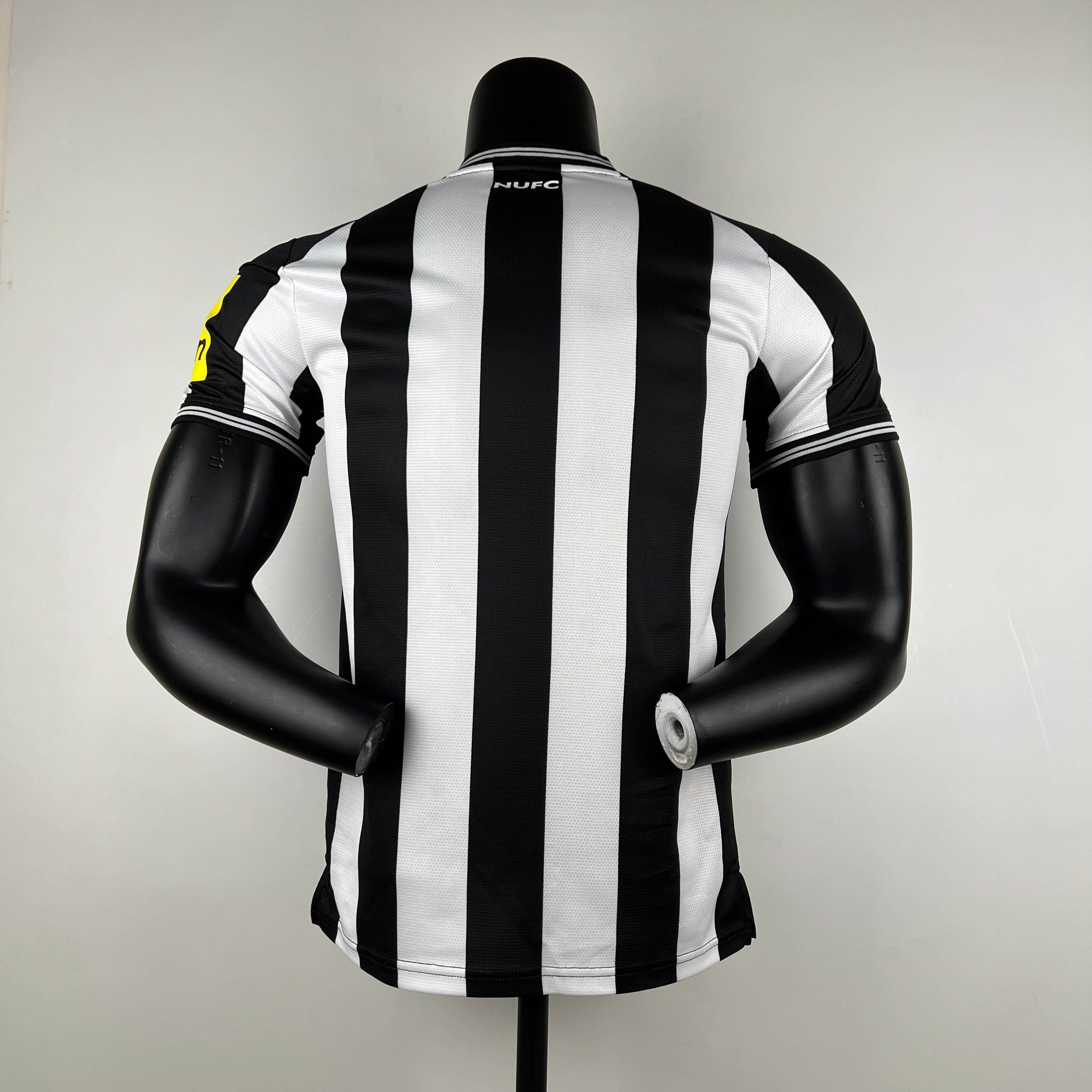 CAMISETA NEWCASTLE l 23/24 HOMBRE (VERSIÓN JUGADOR) - ZonaCamisetas