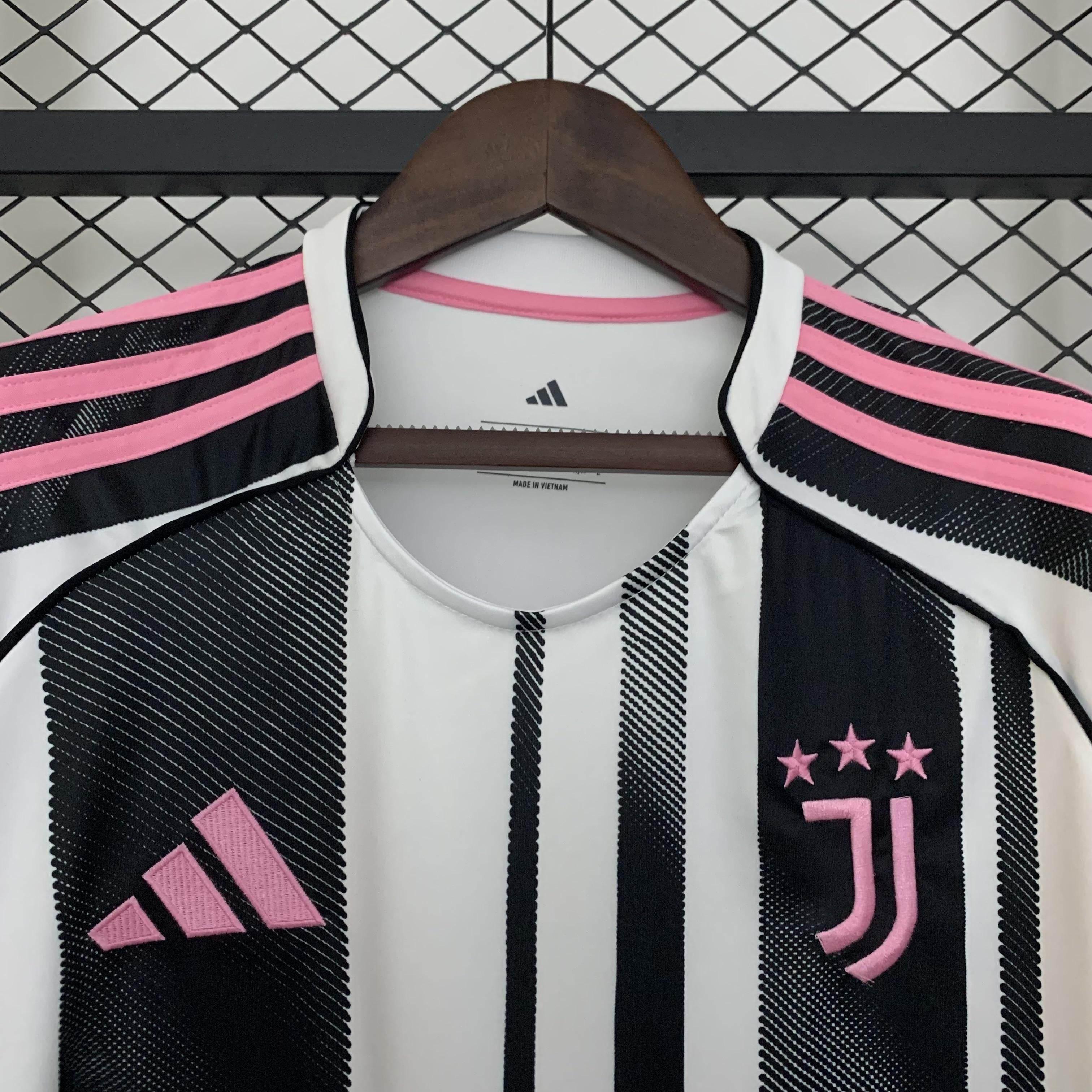 CAMISETA JUVENTUS I 25/26 HOMBRE (VERSIÓN FAN) - ZonaCamisetas