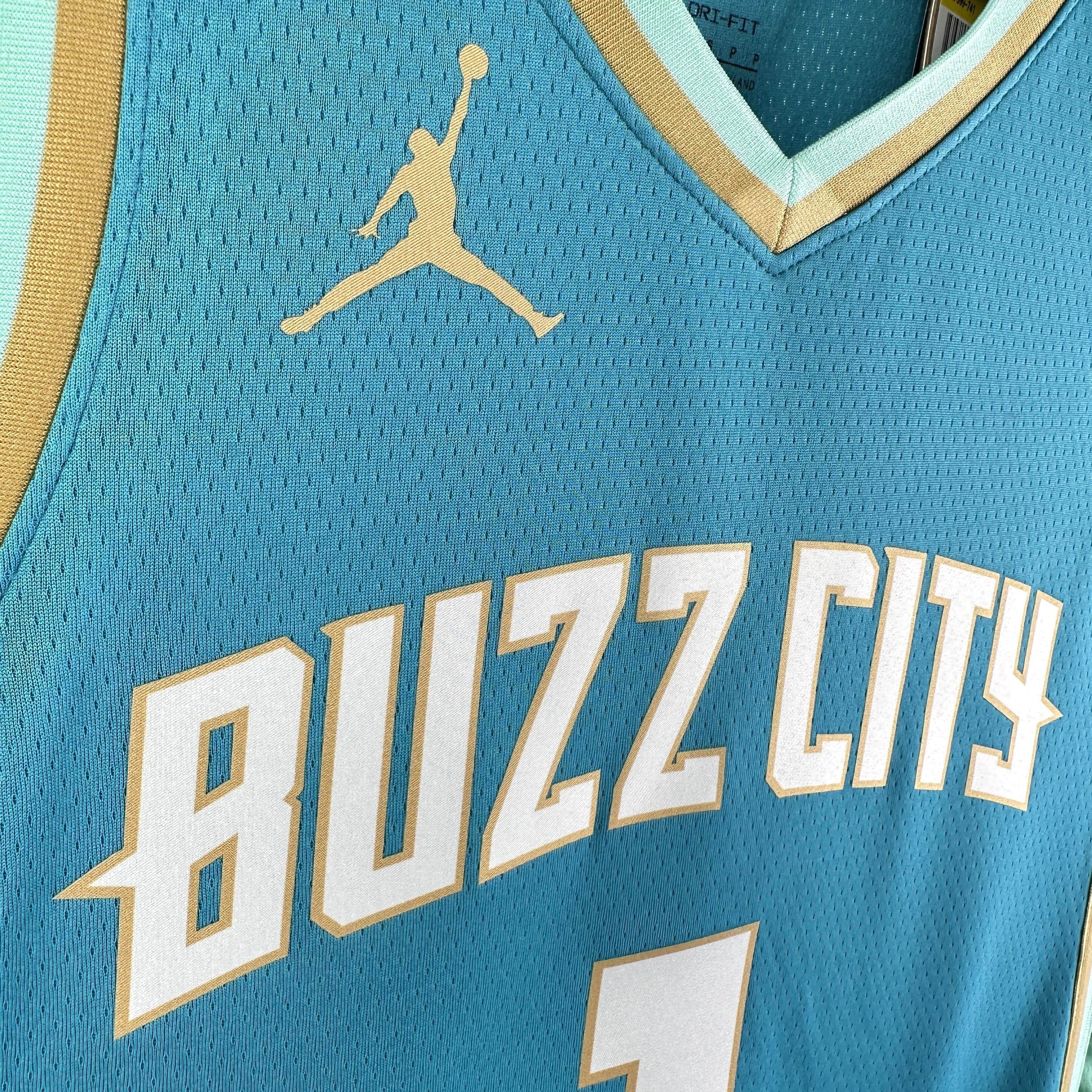 CAMISETA HORNETS SEASON 24 HOMBRE EDICIÓN BALL (NBA) - ZonaCamisetas