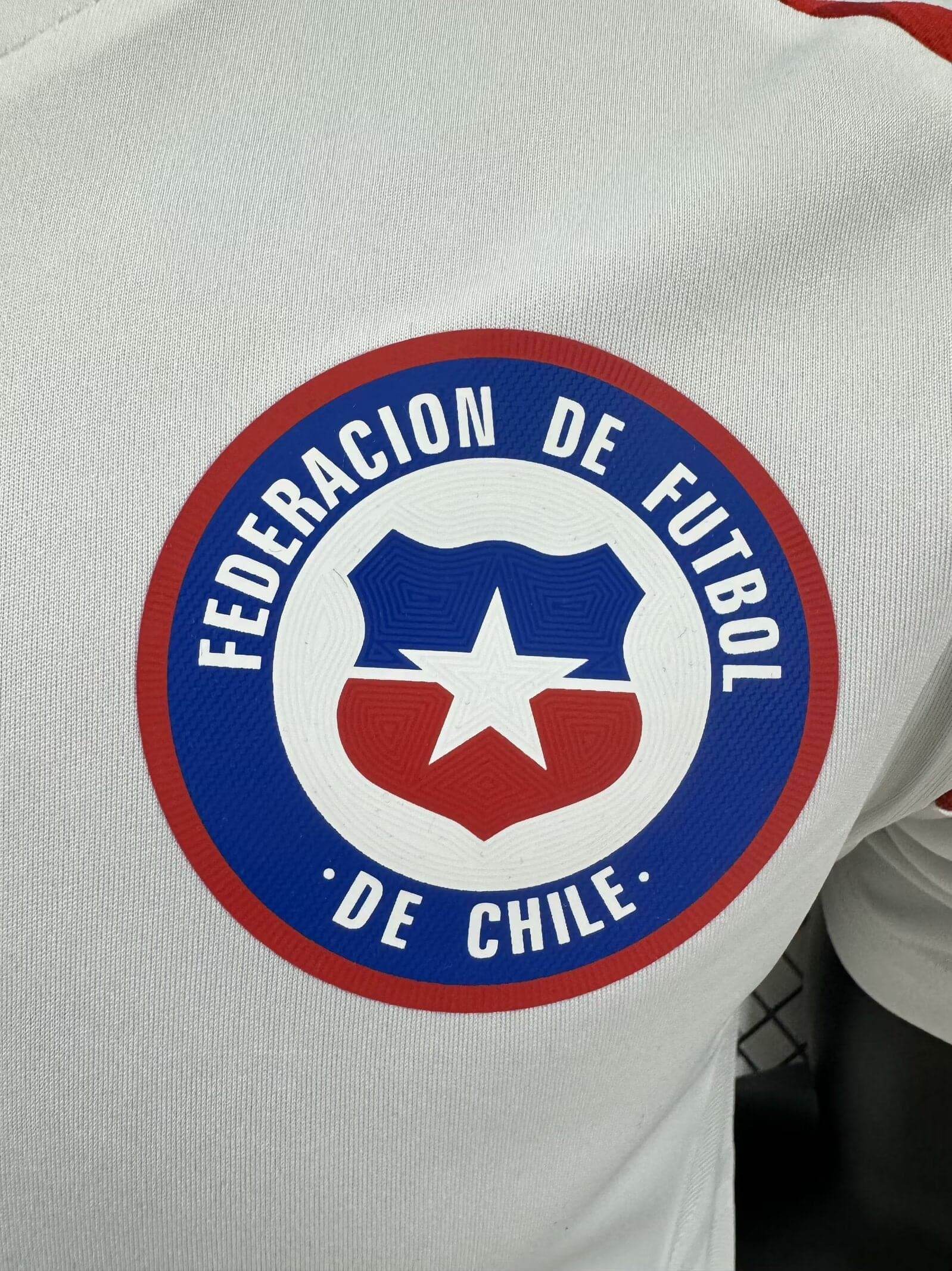 CAMISETA CHILE Il COPA AMÉRICA 2024 HOMBRE (VERSIÓN JUGADOR) - ZonaCamisetas