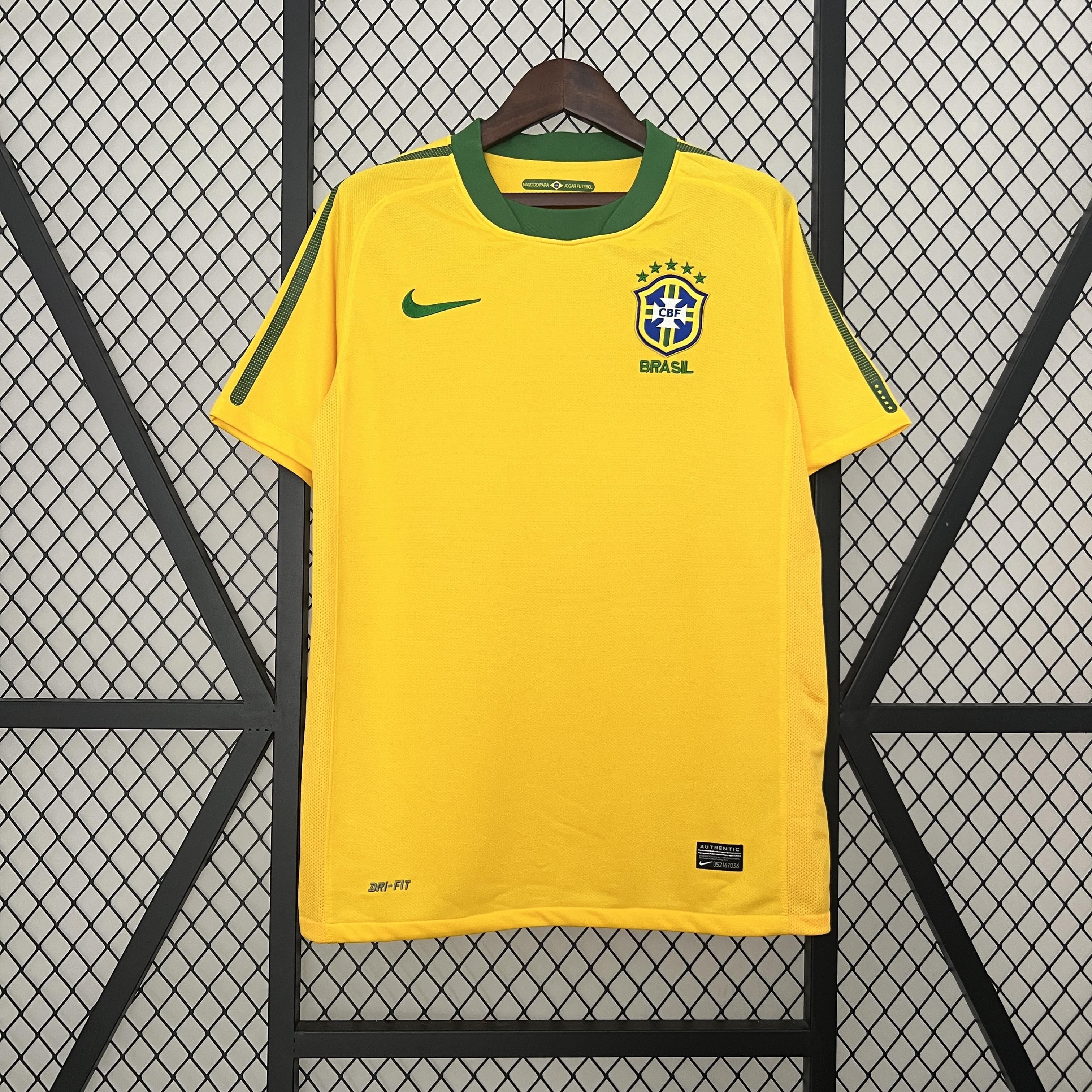 CAMISETA BRASIL I 2010 HOMBRE (RETRO)