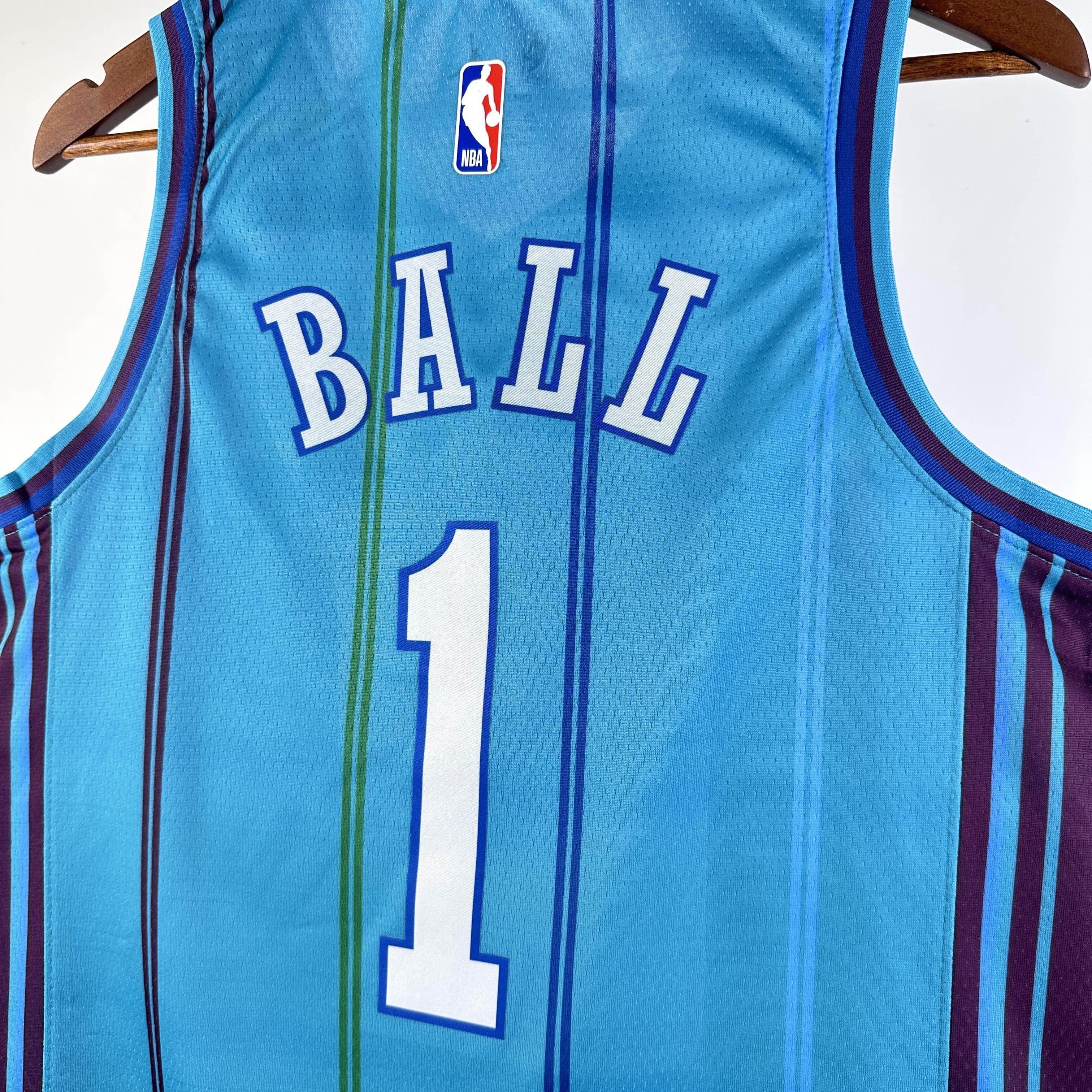 CAMISETA HORNETS SEASON 23/24 HOMBRE EDICIÓN BALL (NBA) - ZonaCamisetas