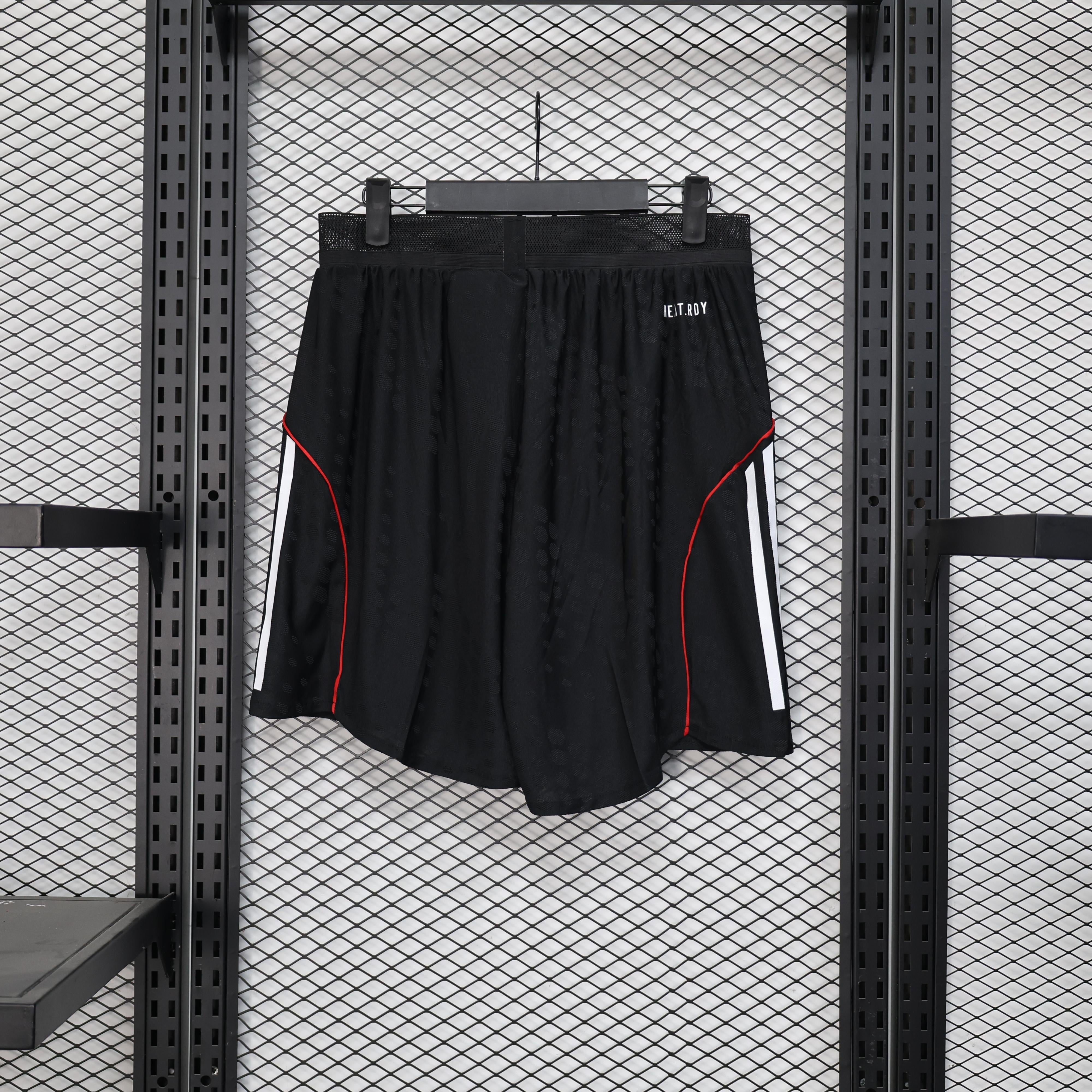 LIVERPOOL SHORT lI 25/26