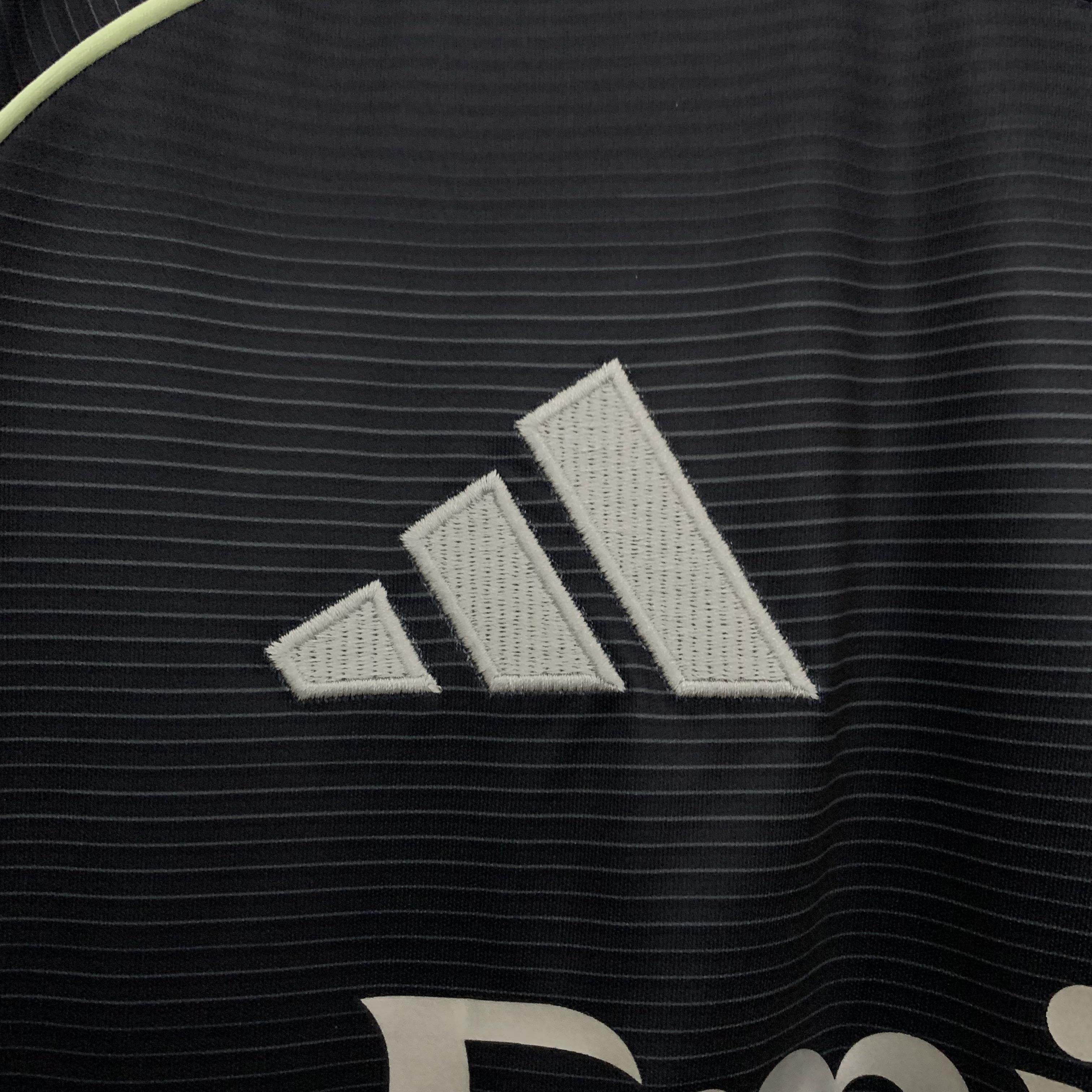 CAMISETA REAL MADRID 25/26 HOMBRE (VERSIÓN FAN) - ZonaCamisetas