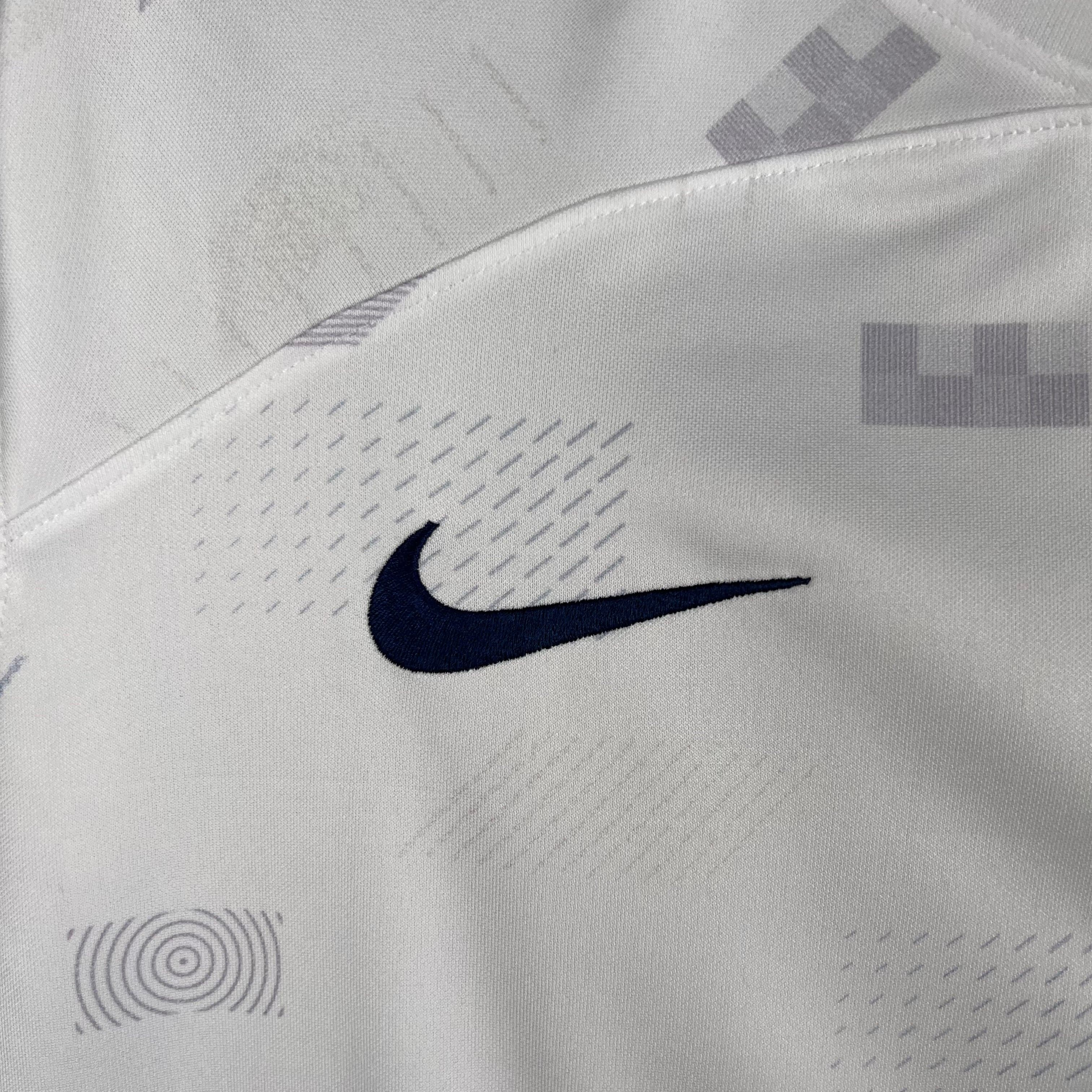 CAMISETA TOTTENHAM l 23/24 HOMBRE (VERSIÓN FAN)