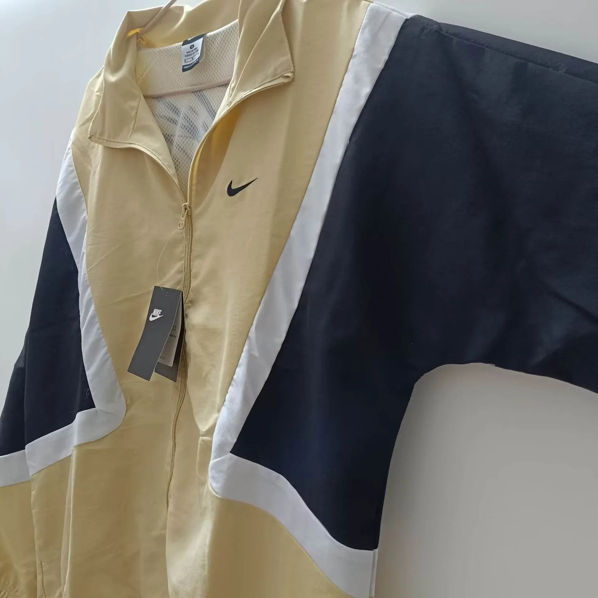 CORTAVIENTO NIKE 2025 - ZonaCamisetas