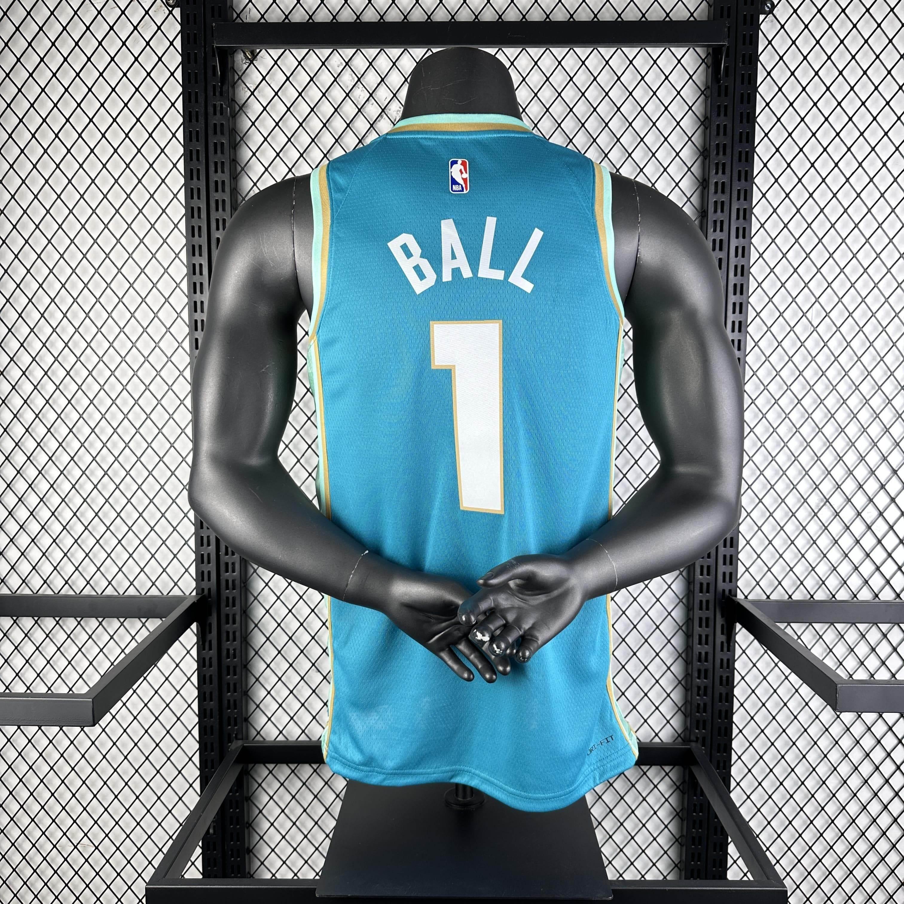 CAMISETA HORNETS SEASON 24 HOMBRE EDICIÓN BALL (NBA) - ZonaCamisetas