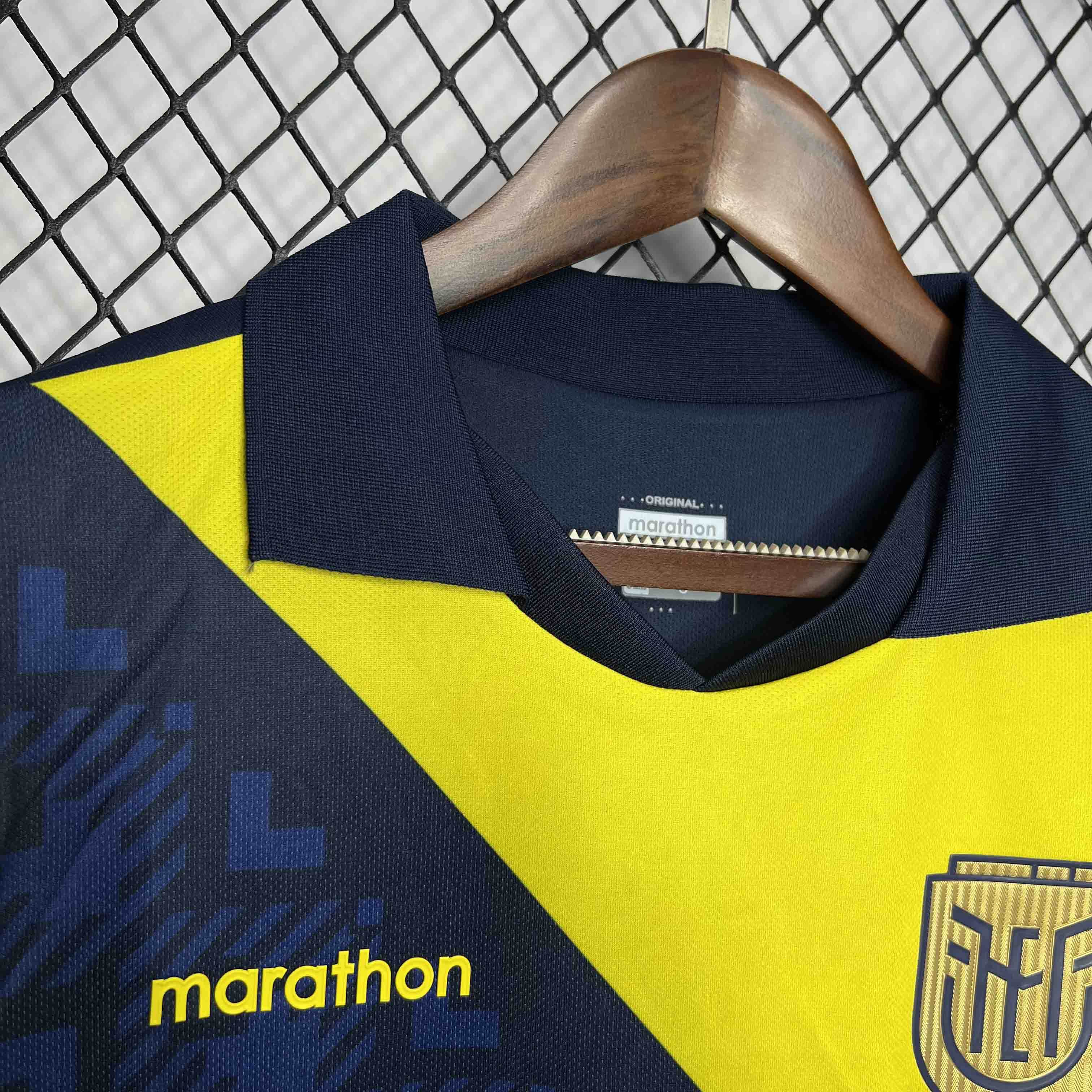 CAMISETA ECUADOR I 2024 HOMBRE (VERSIÓN FAN) - ZonaCamisetas