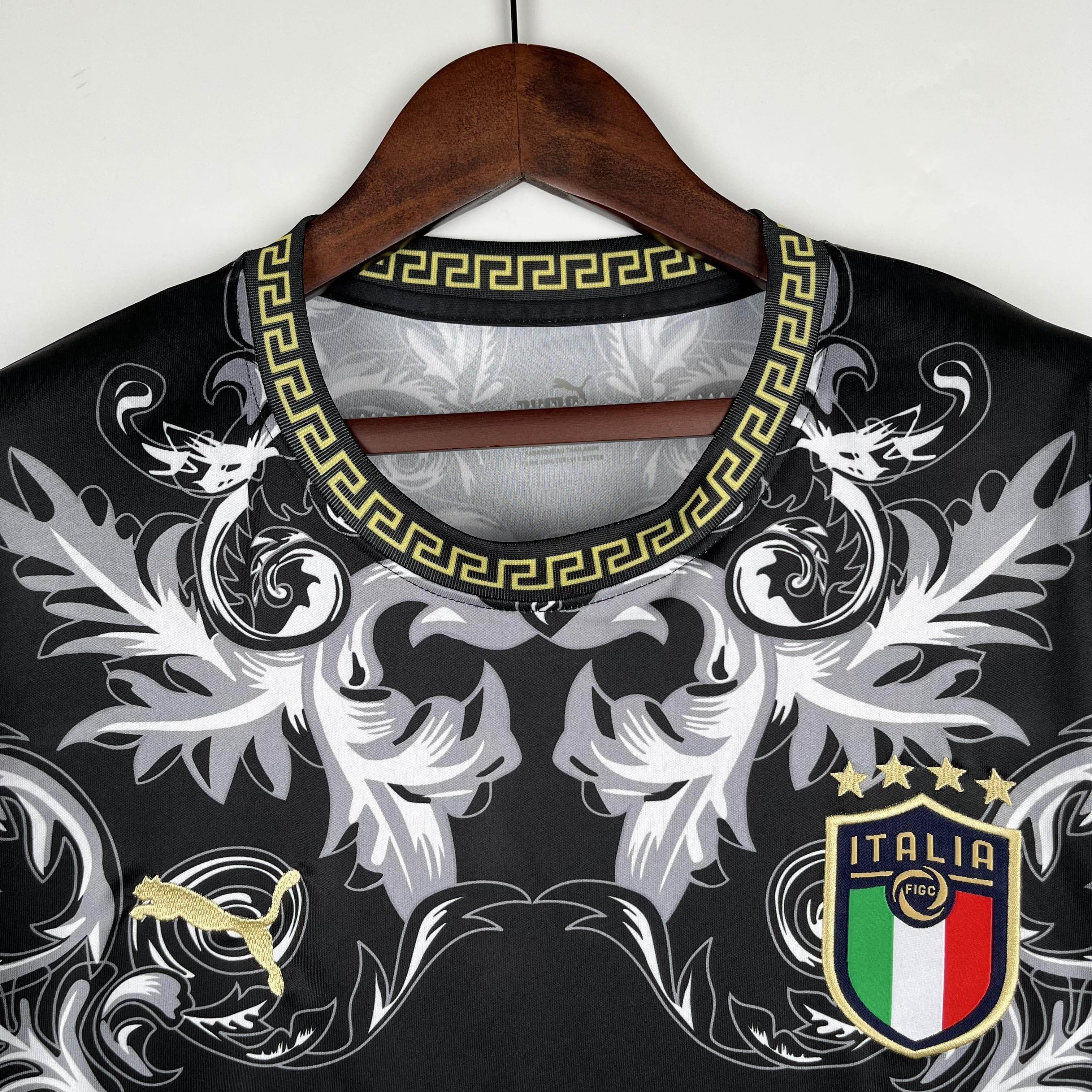 CAMISETA ITALIA EDICIÓN ESPECIAL BLACK 2024 HOMBRE (VERSIÓN FAN) - ZonaCamisetas