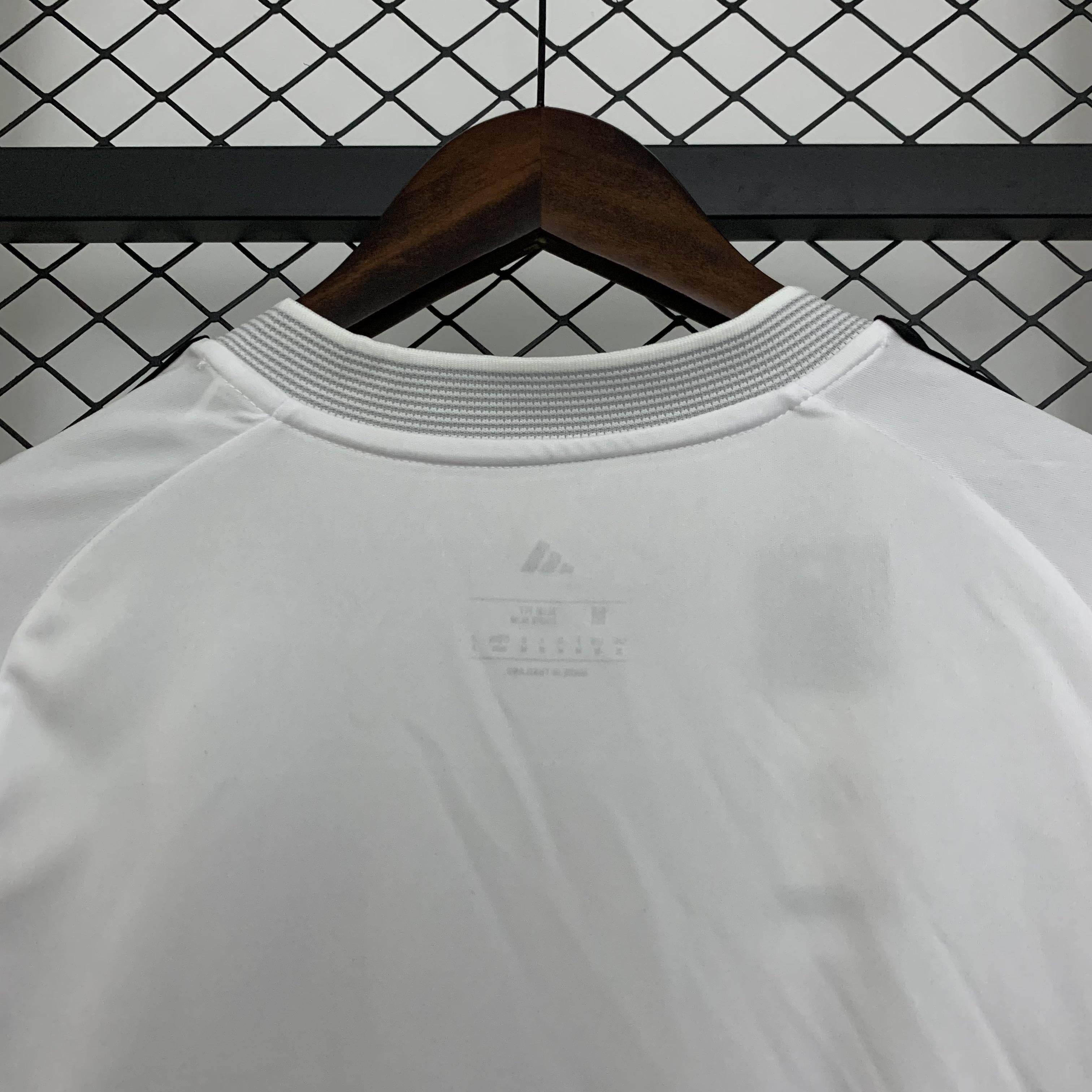 CAMISETA REAL MADRID I 25/26 MUJER (VERSIÓN FAN) - ZonaCamisetas