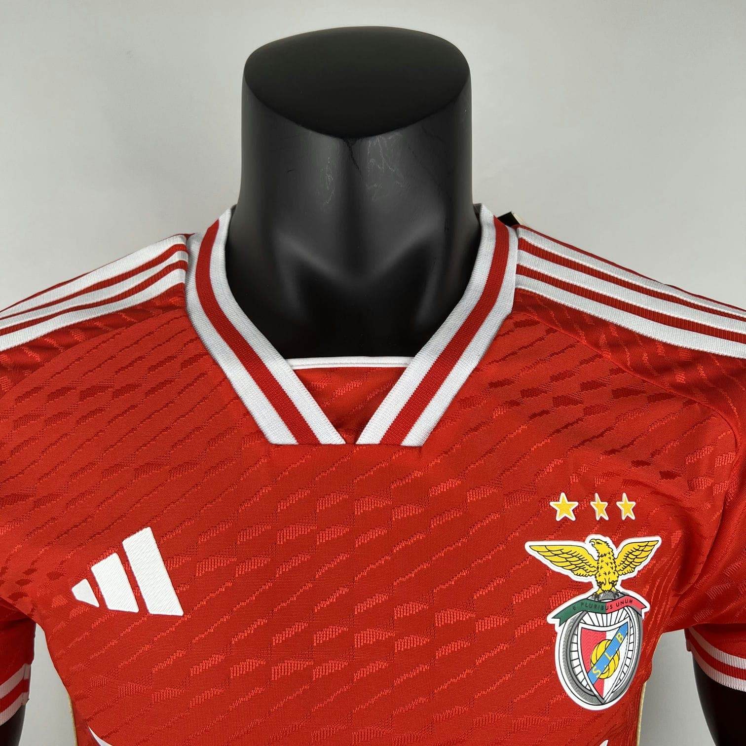 CAMISETA BENFICA I 23/24 HOMBRE (VERSIÓN JUGADOR) - ZonaCamisetas