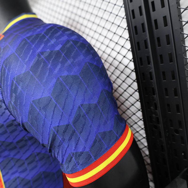 CAMISETA ESPAÑA l 24/25 HOMBRE (VERSIÓN JUGADOR) - ZonaCamisetas