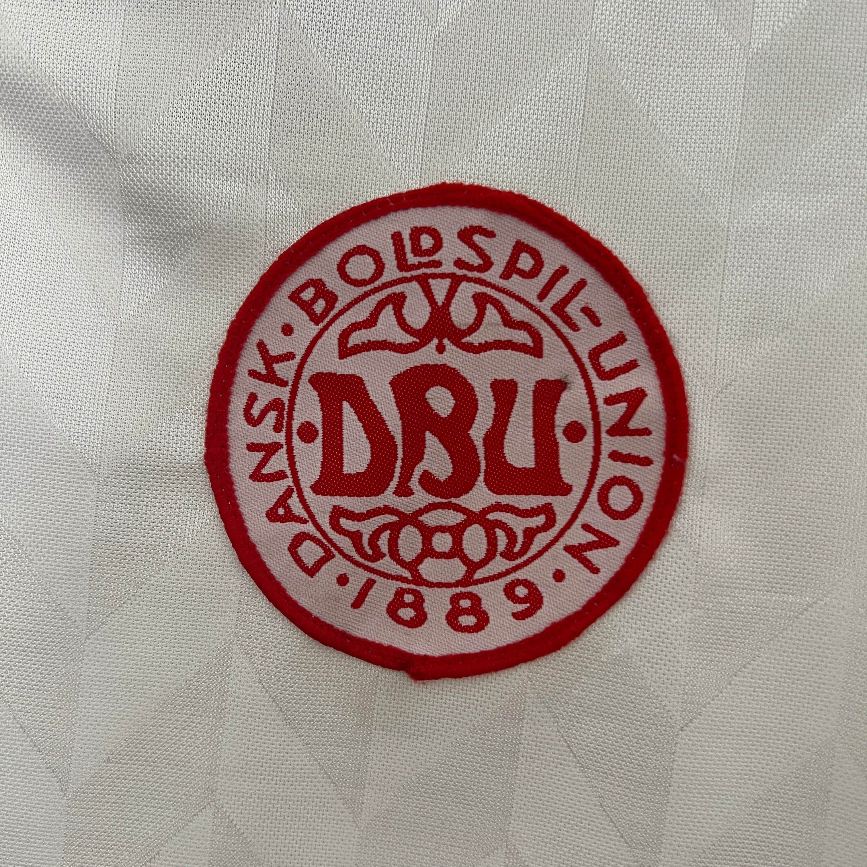 CAMISETA DINAMARCA Il 88 HOMBRE (RETRO) - ZonaCamisetas