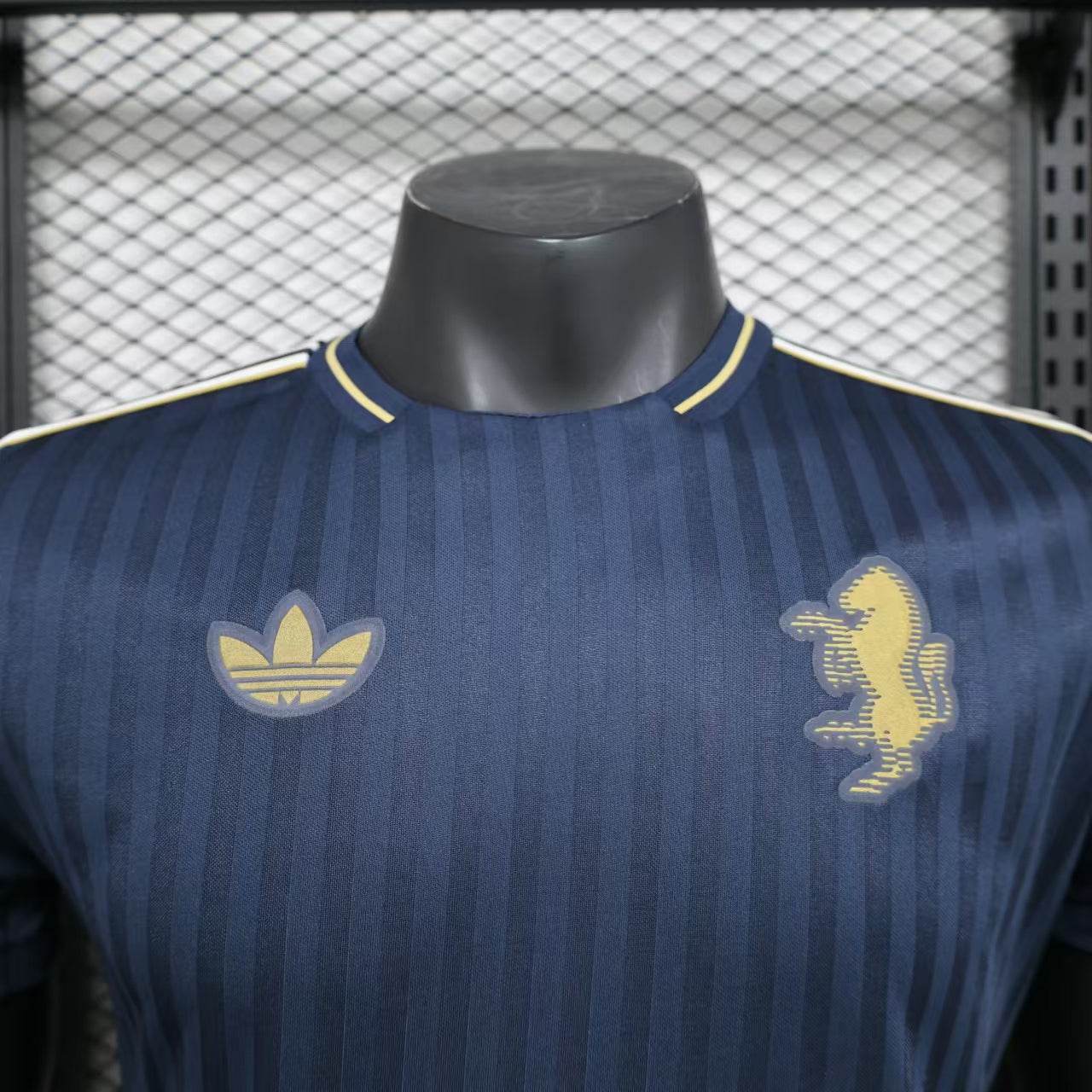 CAMISETA JUVENTUS I 25/26 HOMBRE (VERSION JUGADOR) - ZonaCamisetas