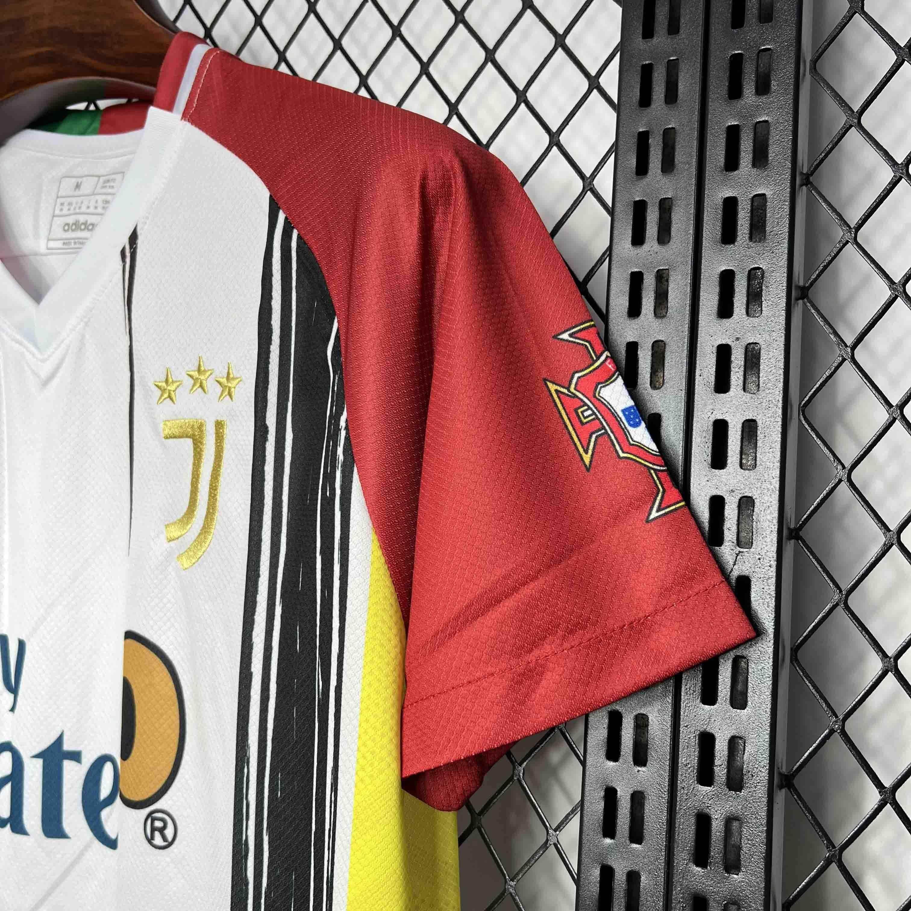 CAMISETA JUVENTUS EDICIÓN ESPECIAL lI 24/25 HOMBRE (VERSIÓN FAN) - ZonaCamisetas