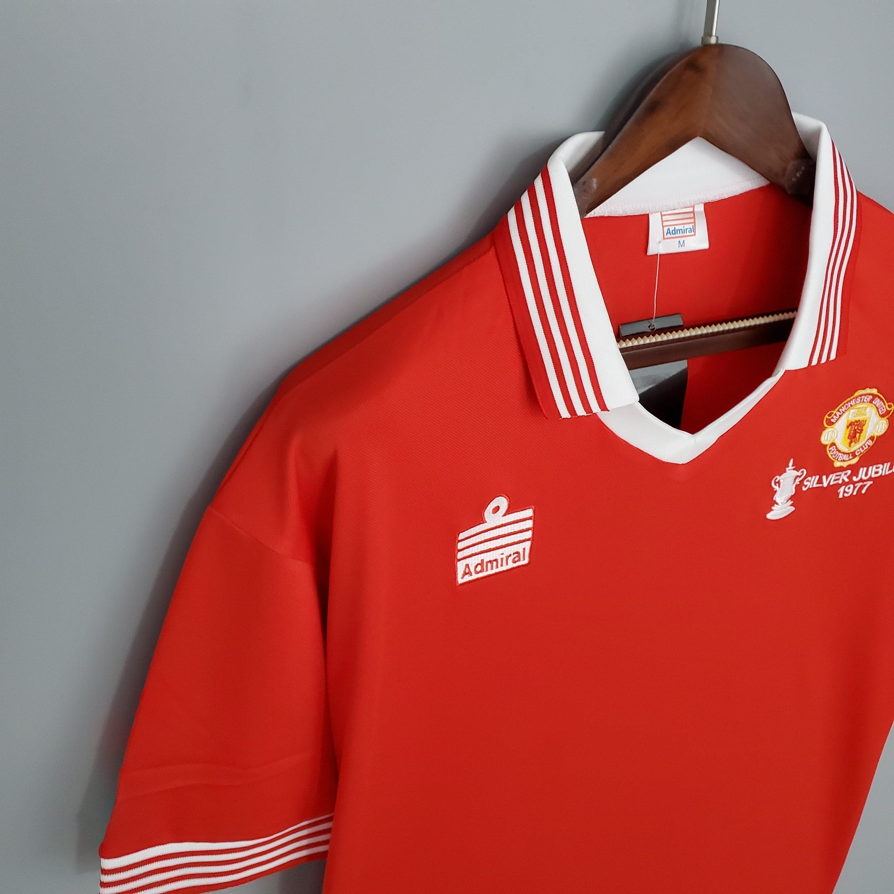 CAMISETA MANCHESTER UNITED I 1977 HOMBRE (RETRO)