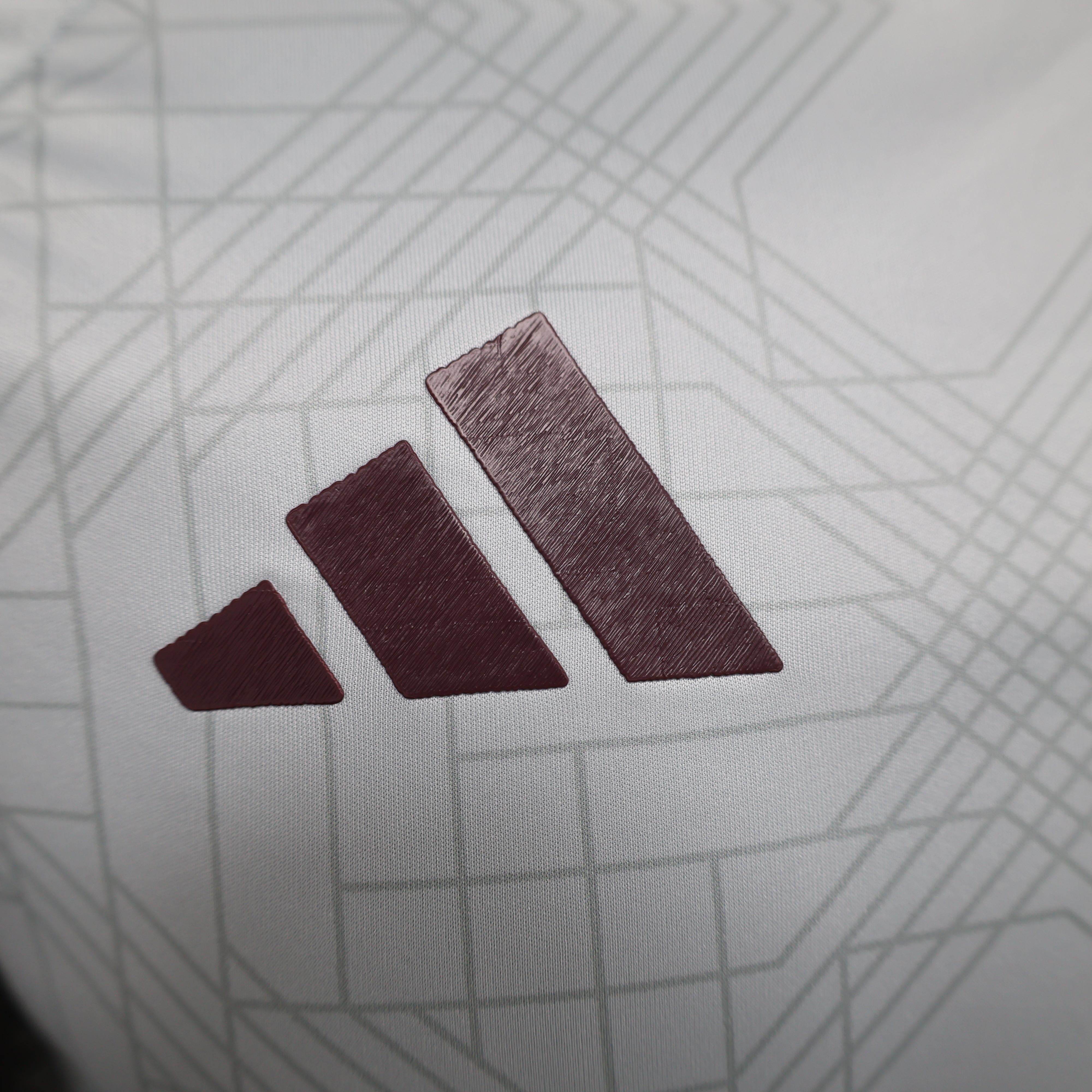 CAMISETA AJAX Il 24/25 HOMBRE (VERSIÓN JUGADOR) - ZonaCamisetas