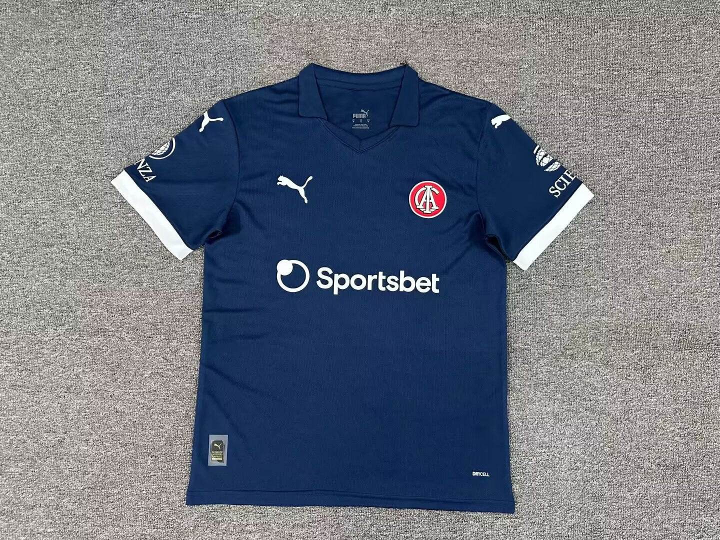 CAMISETA INDEPENDIENTE IIl 25/26 HOMBRE (VERSIÓN FAN) - ZonaCamisetas