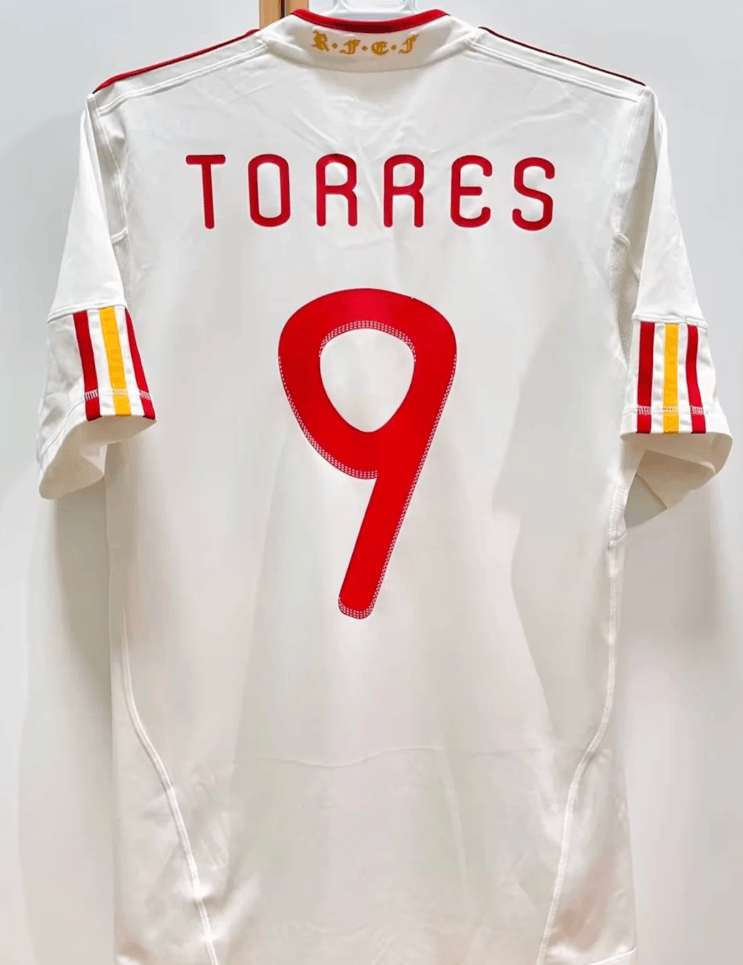 CAMISETA ESPAÑA ll 2011 HOMBRE (RETRO) - ZonaCamisetas